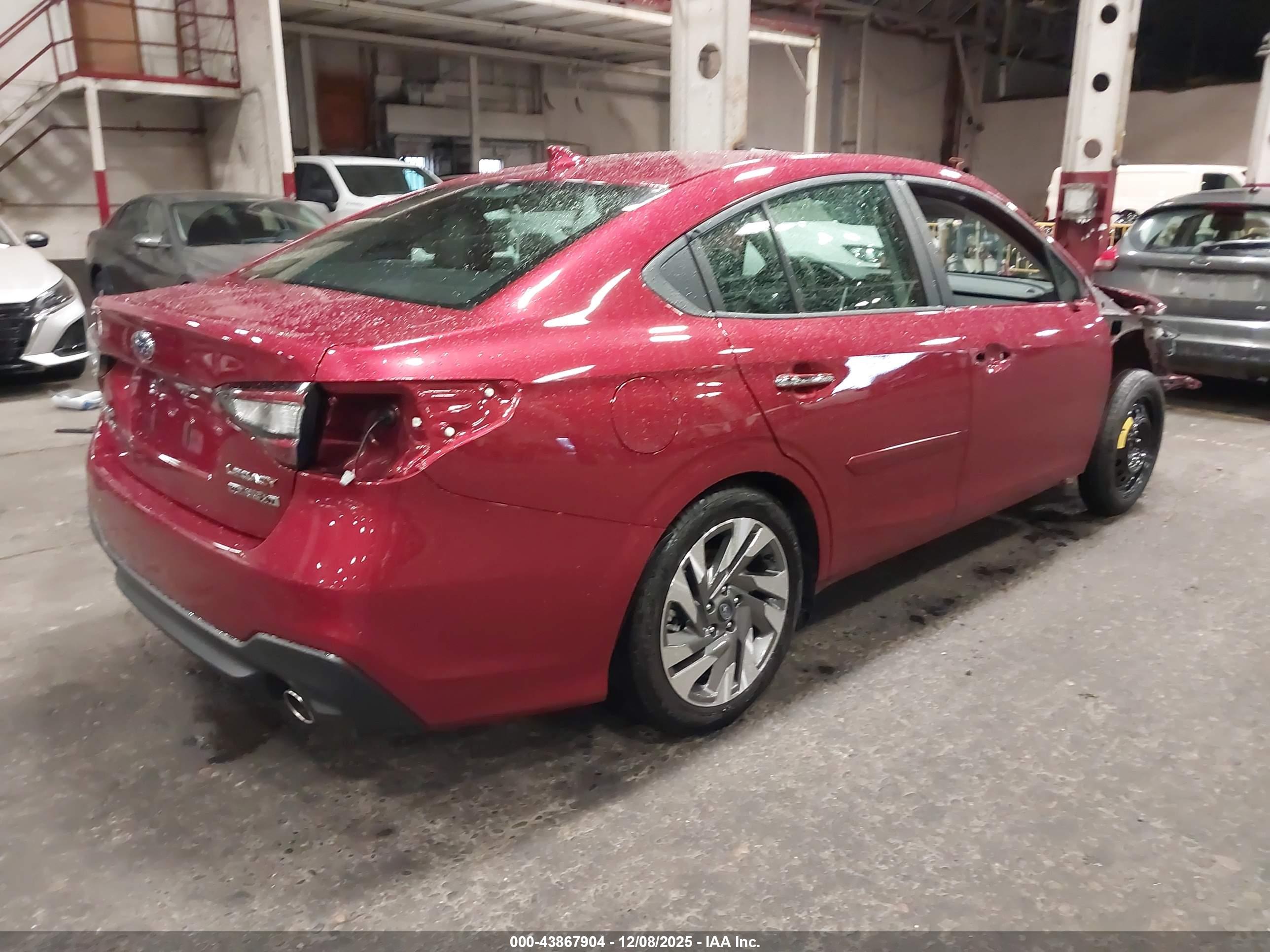 SUBARU LEGACY image 4