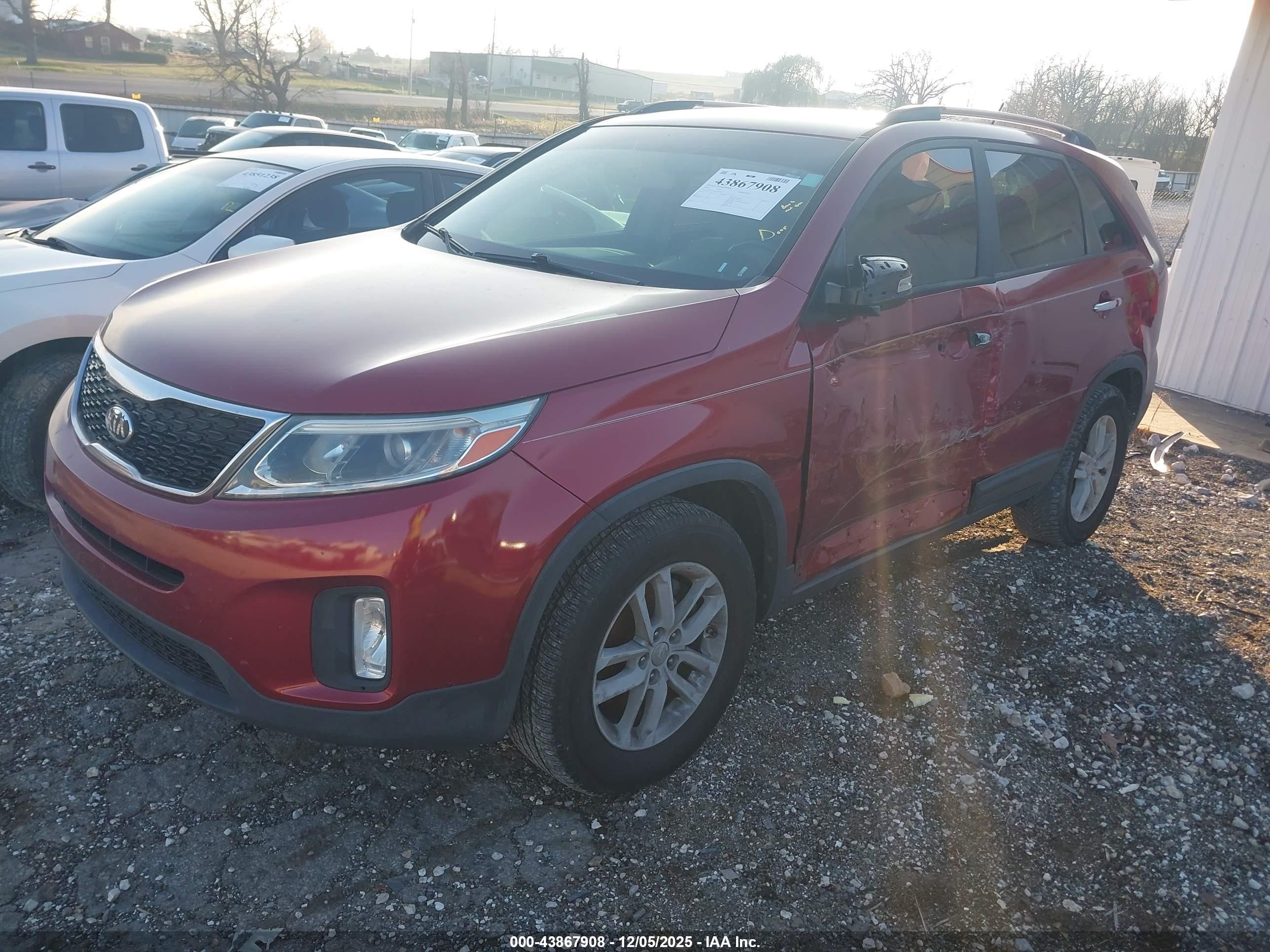 KIA SORENTO image 2