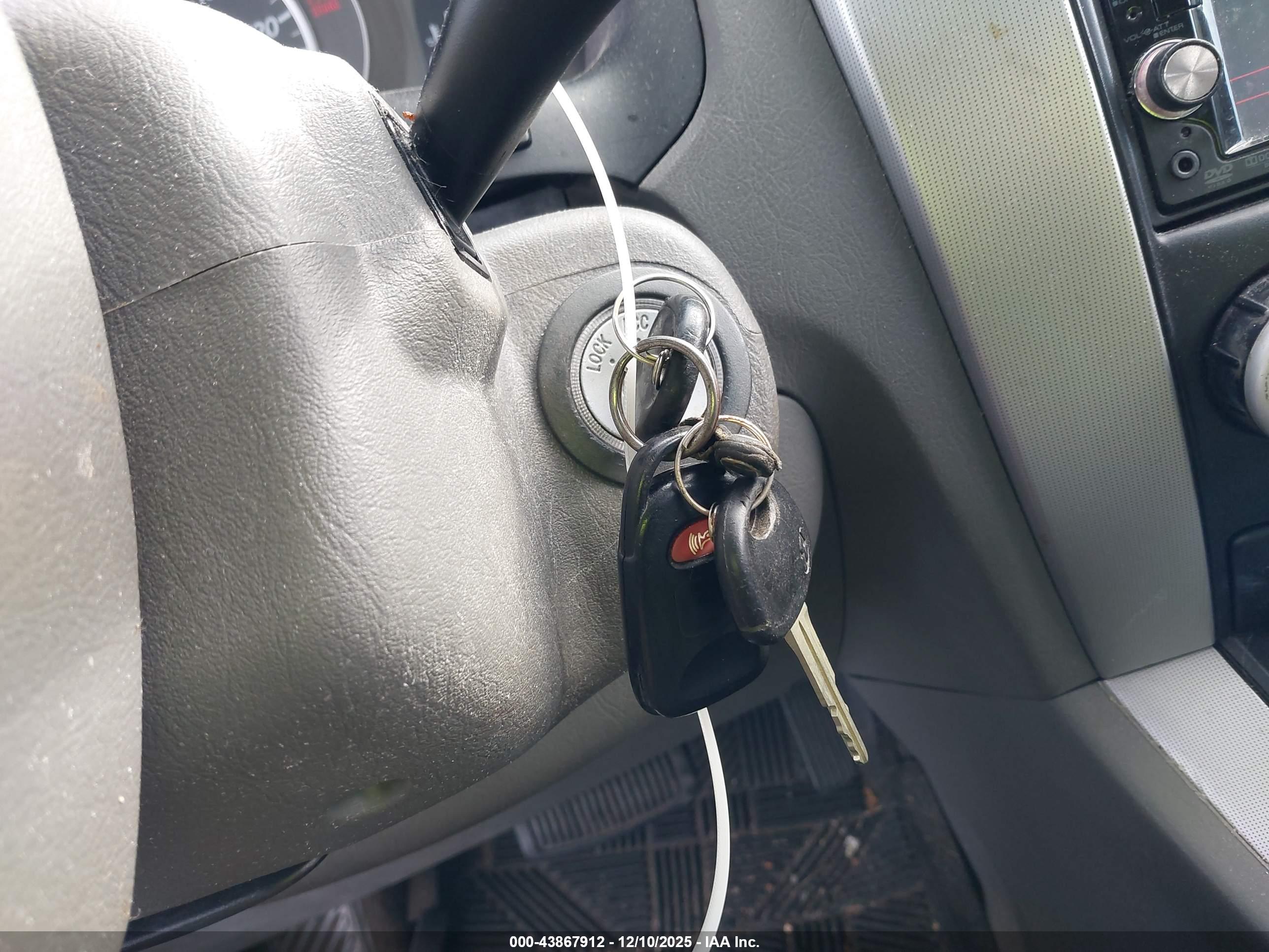 HYUNDAI TUCSON image 11