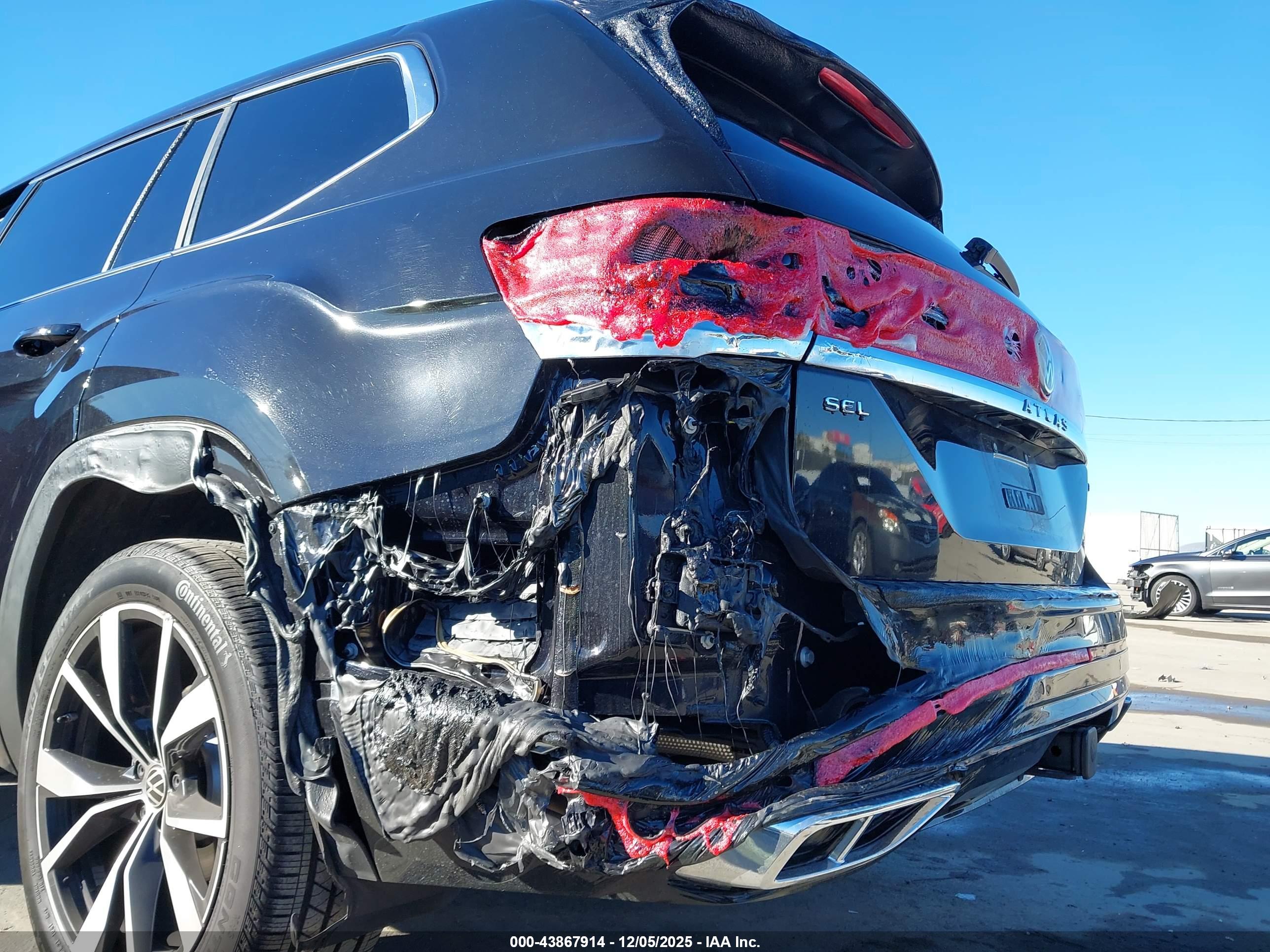 VOLKSWAGEN ATLAS image 6