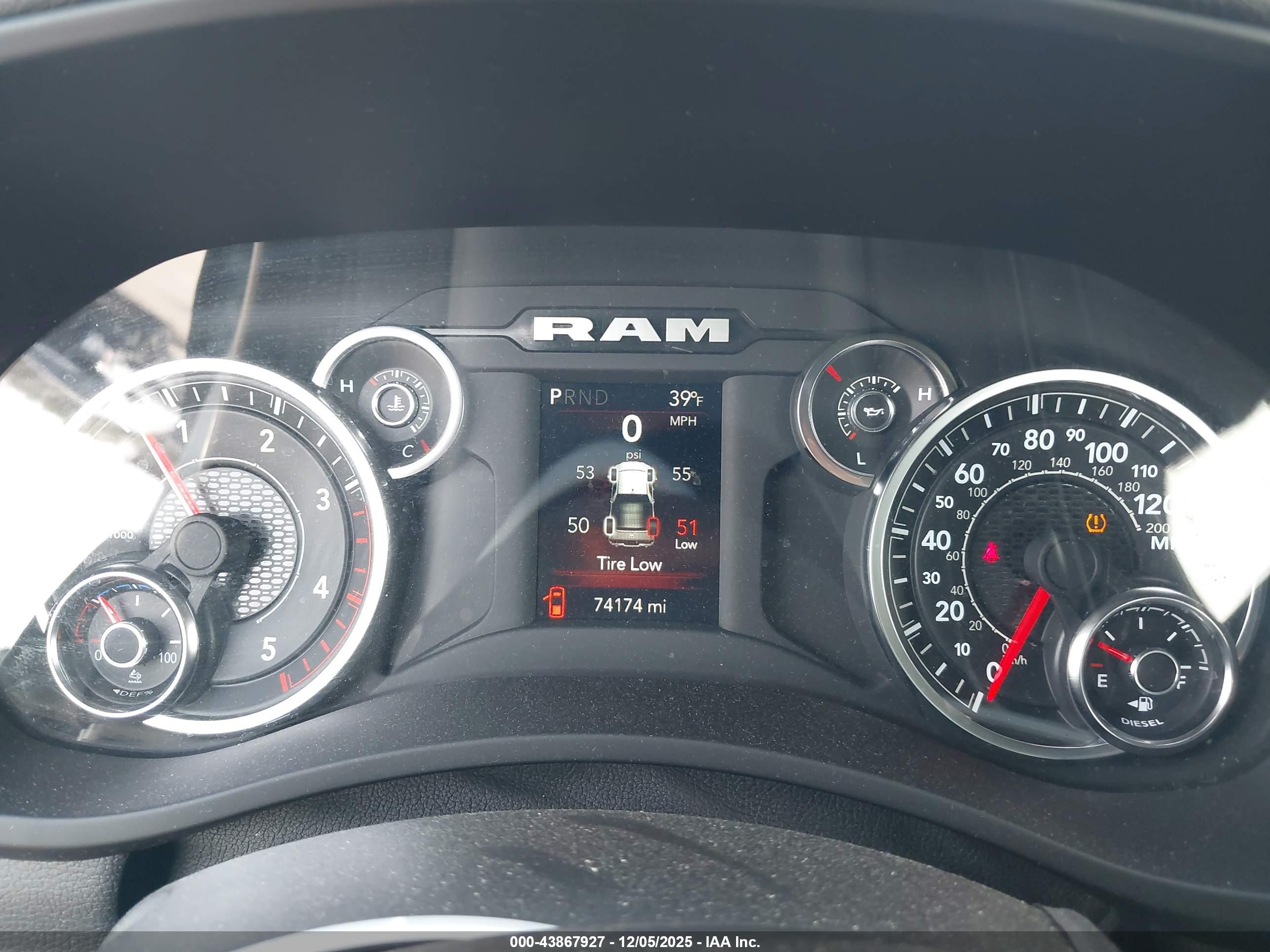 RAM 2500 image 7