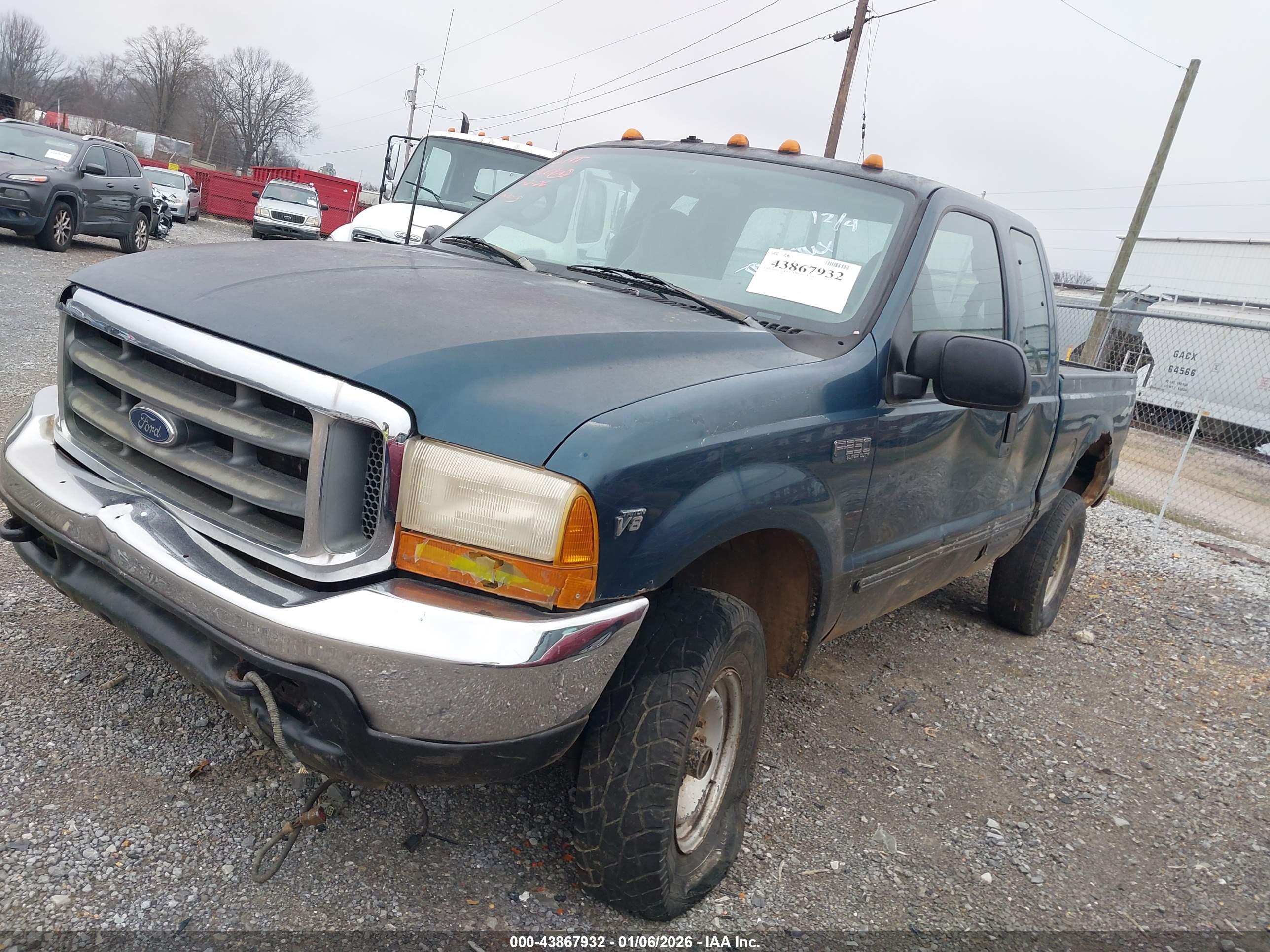 FORD F-250 image 2