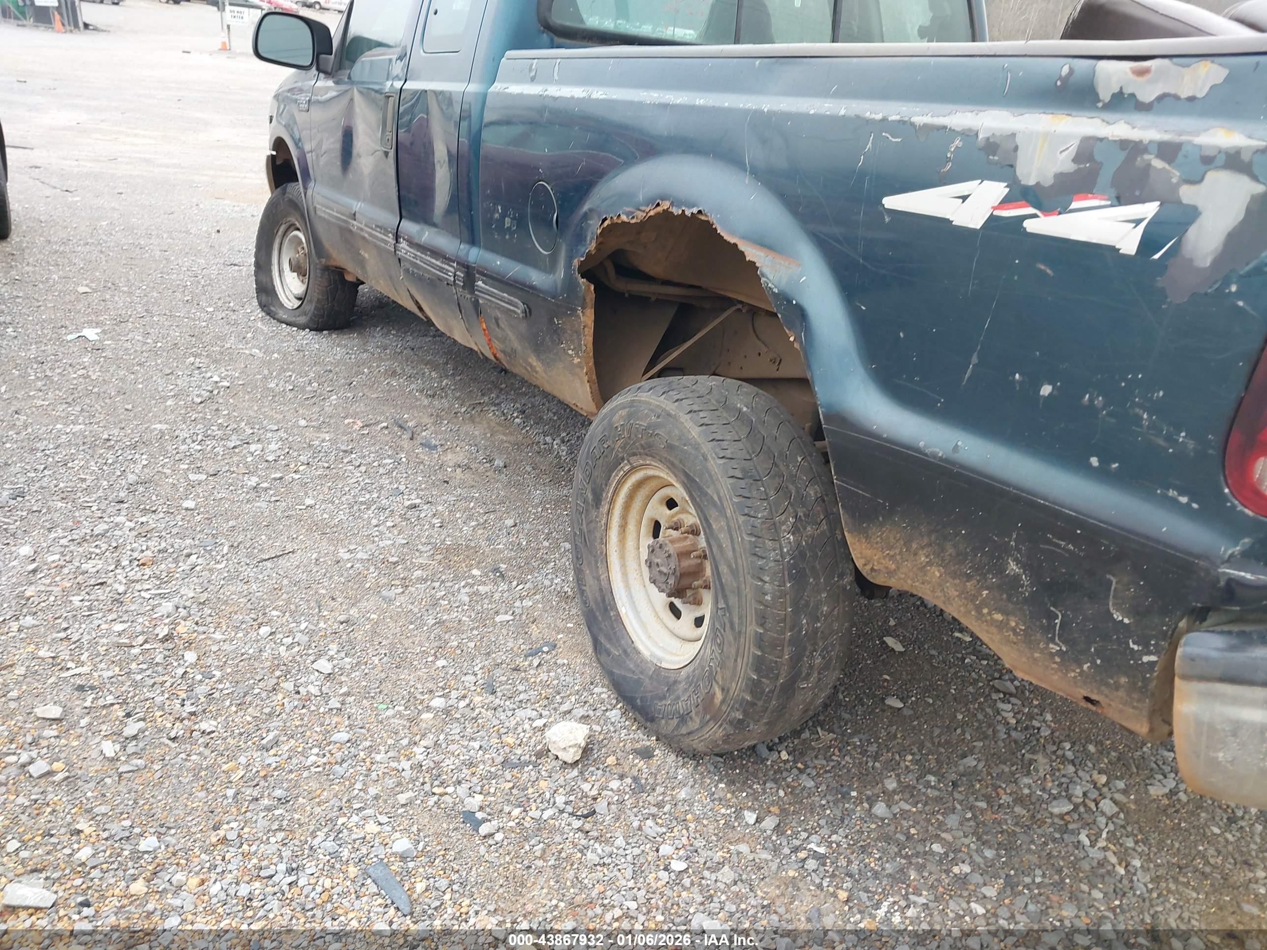 FORD F-250 image 3