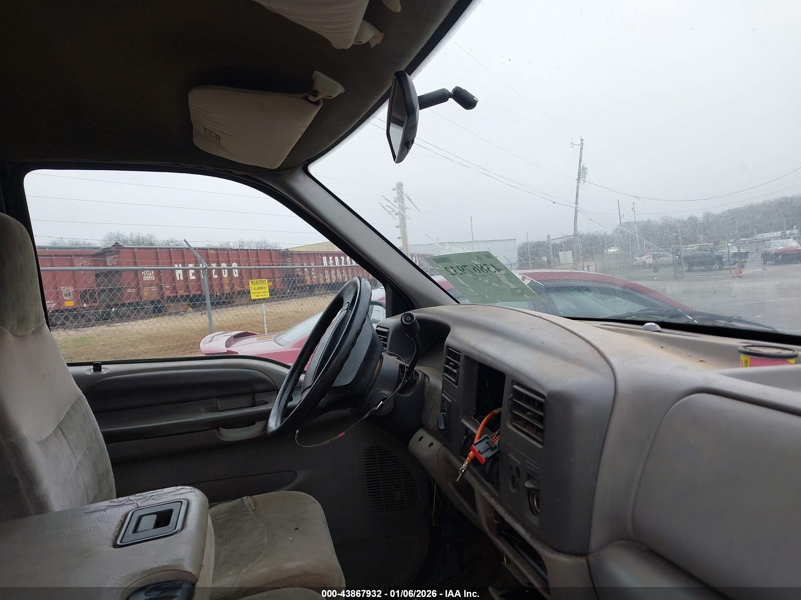 FORD F-250 image 5