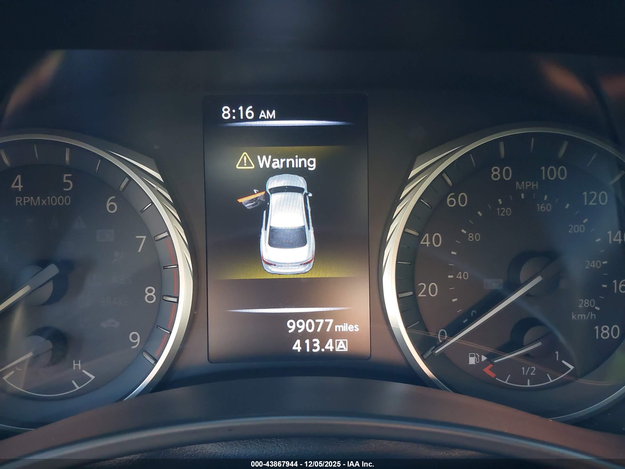 INFINITI Q50 image 7