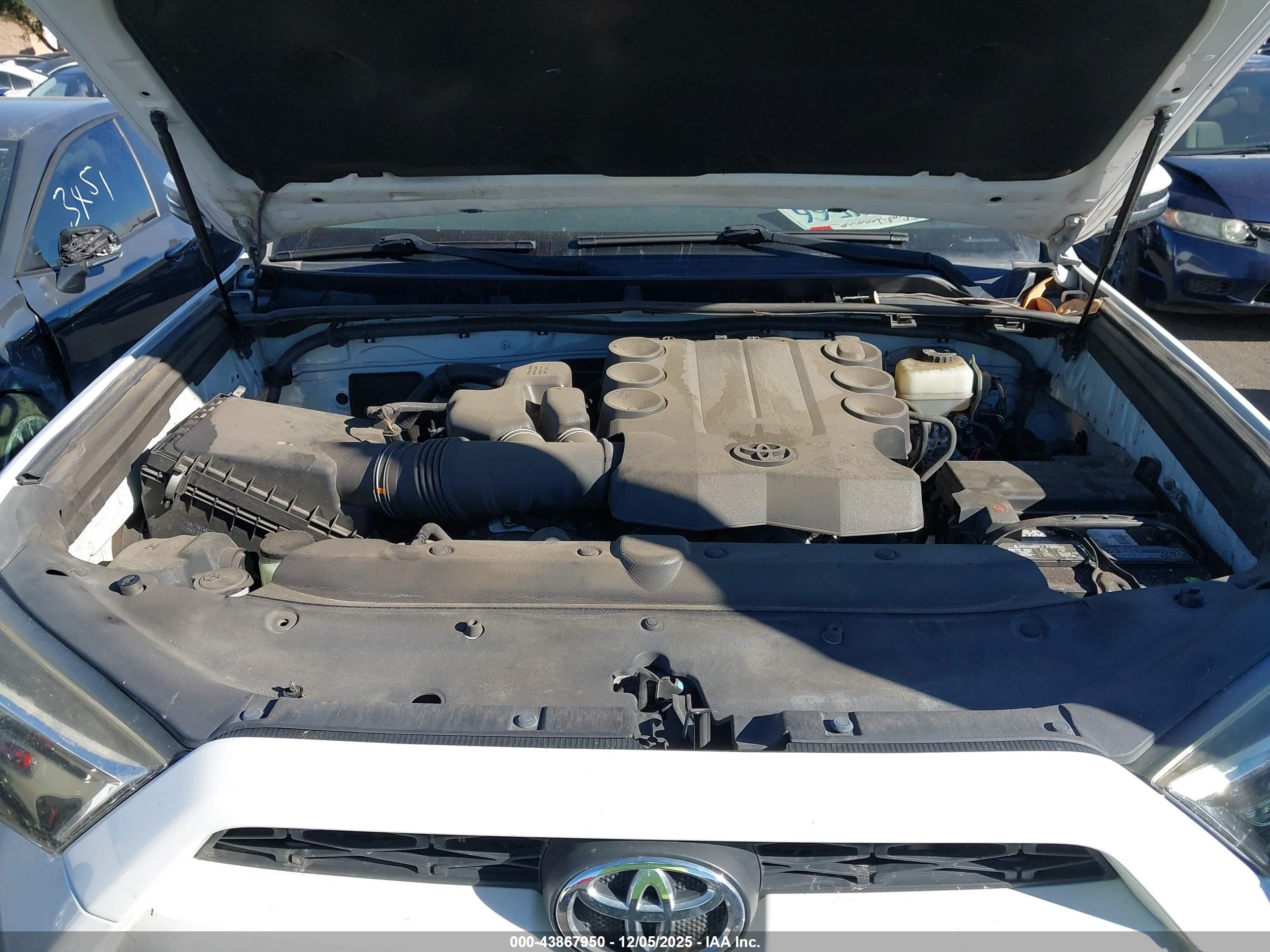 TOYOTA 4RUNNER image 10