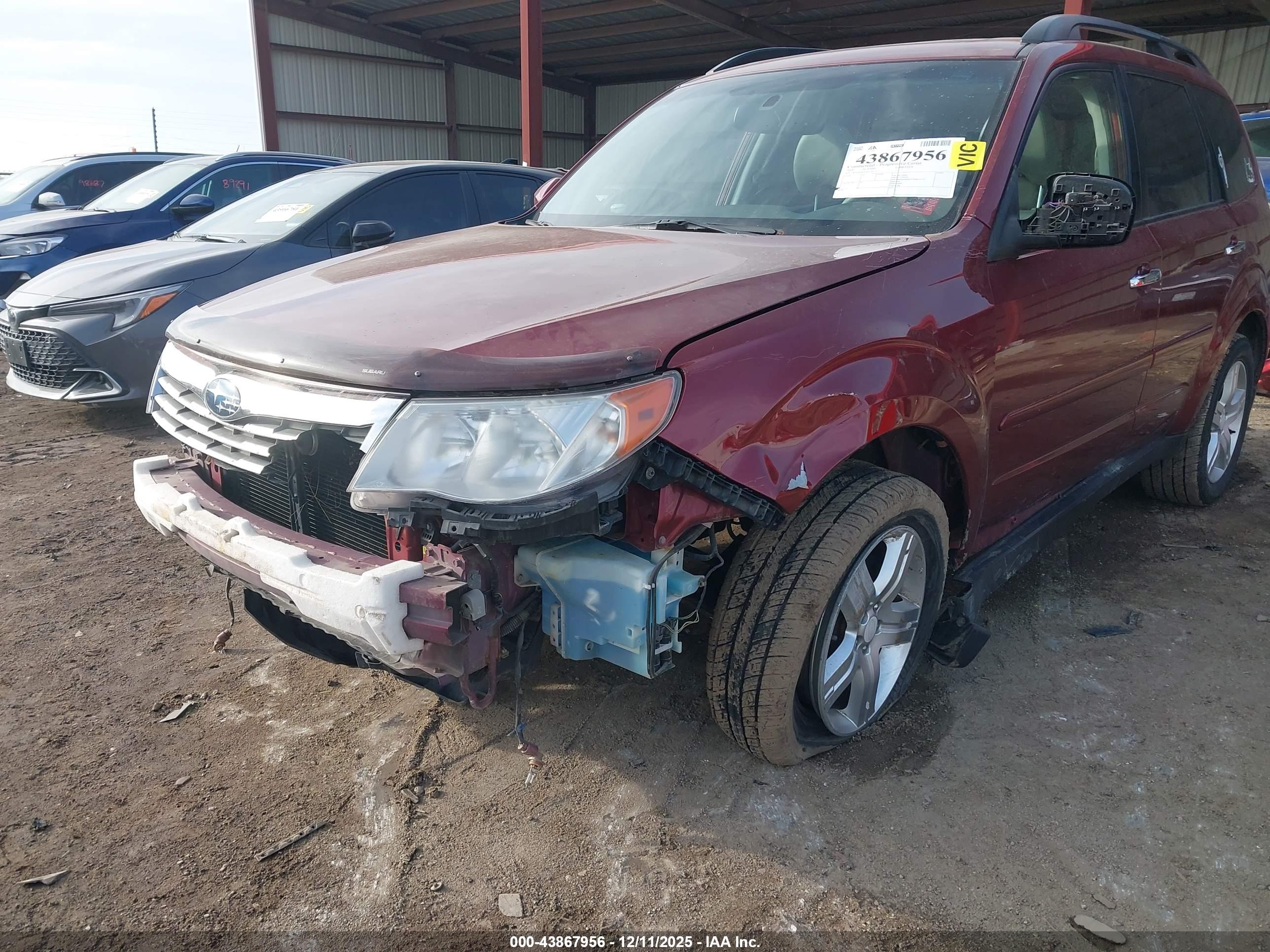 SUBARU FORESTER image 6