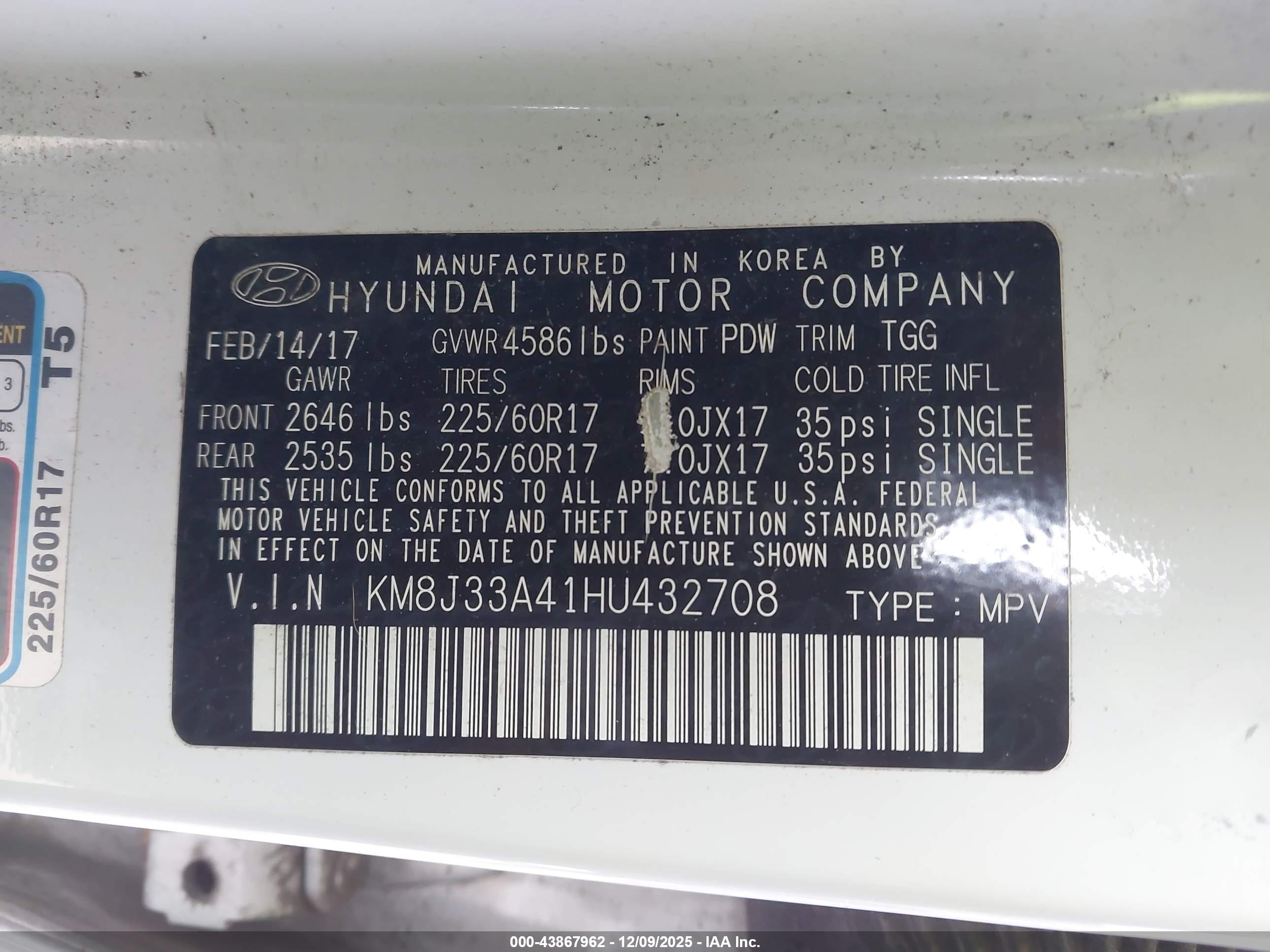 HYUNDAI TUCSON image 9
