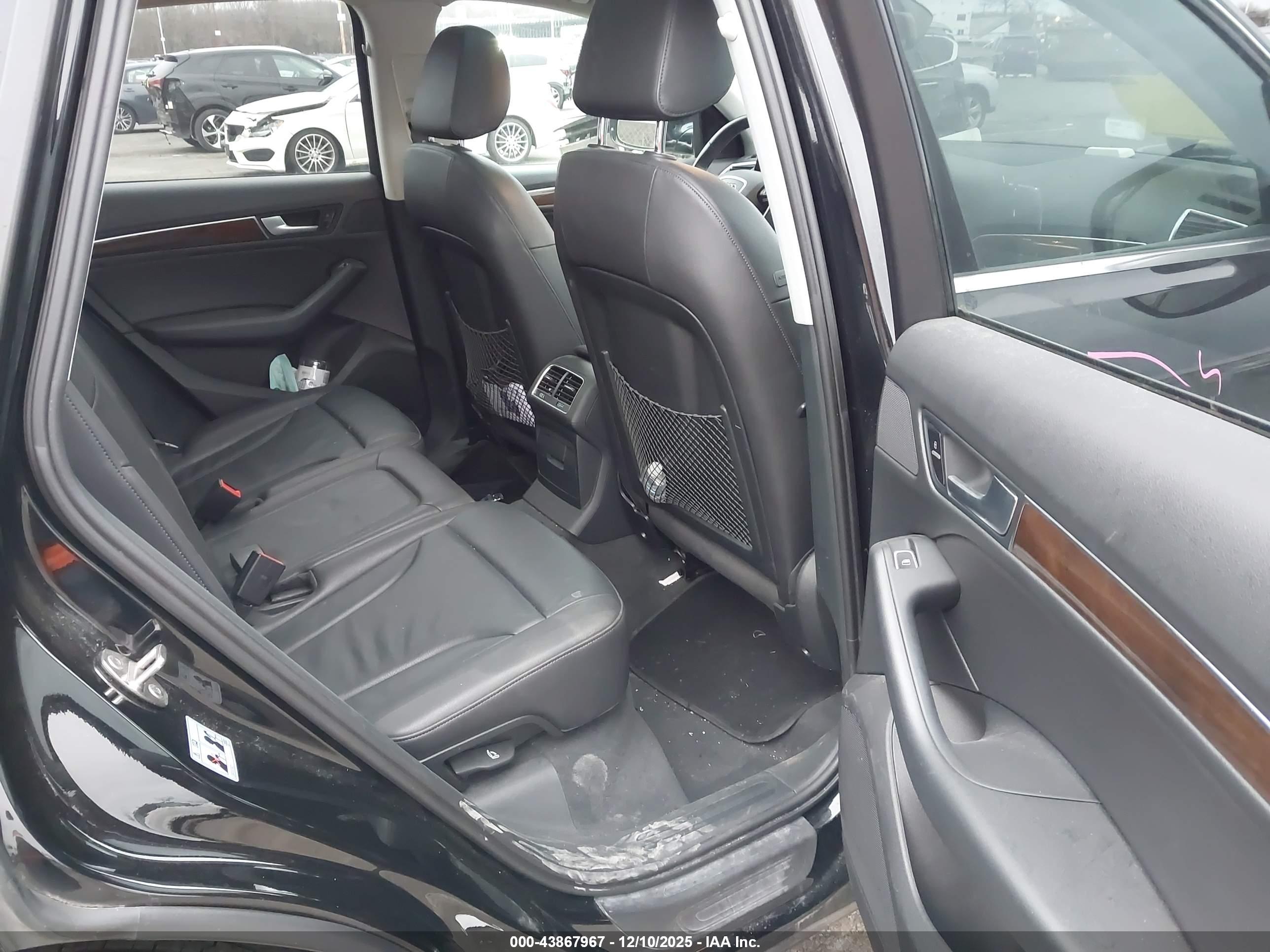 AUDI Q5 image 8