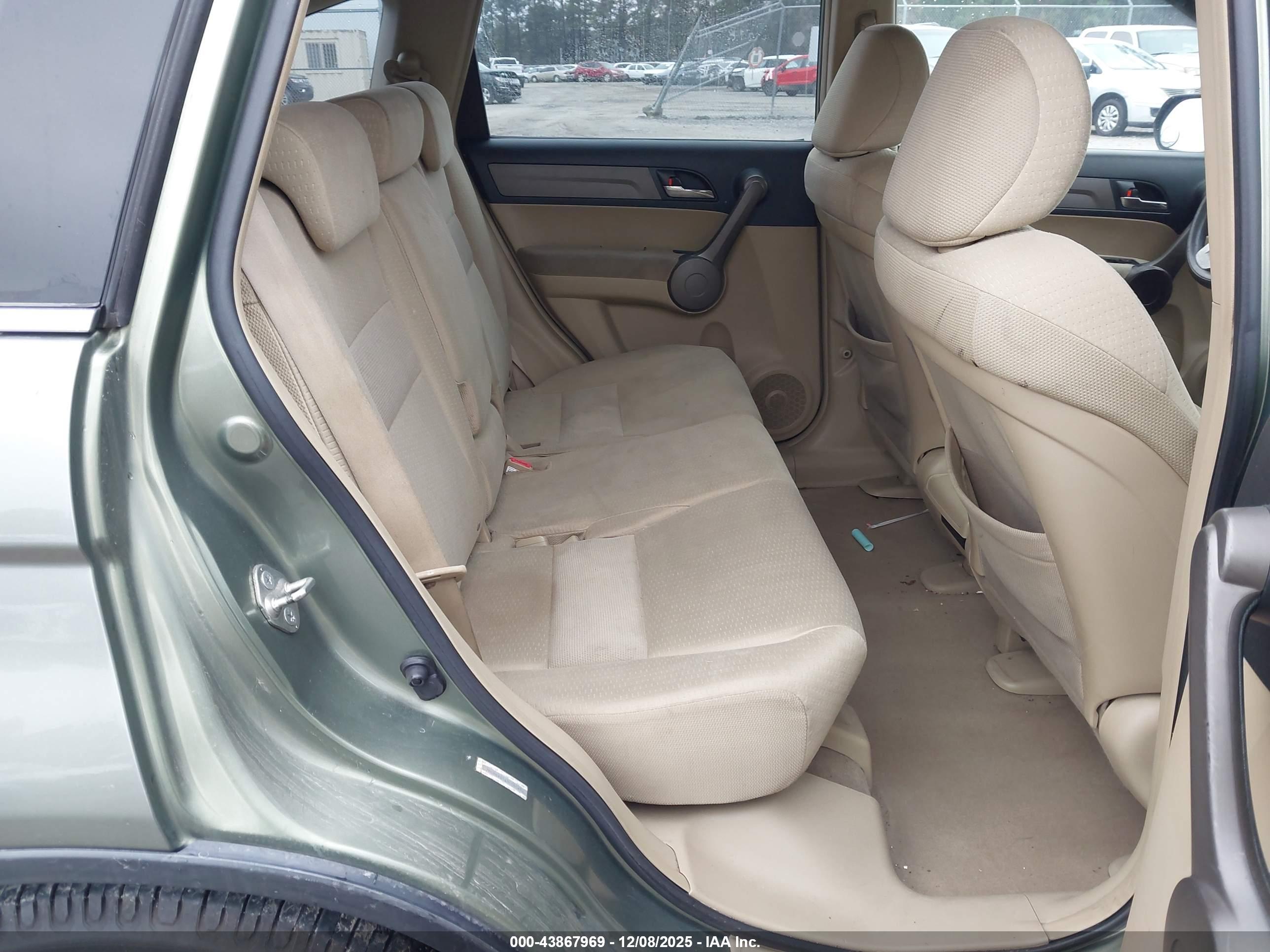 HONDA CR-V image 8