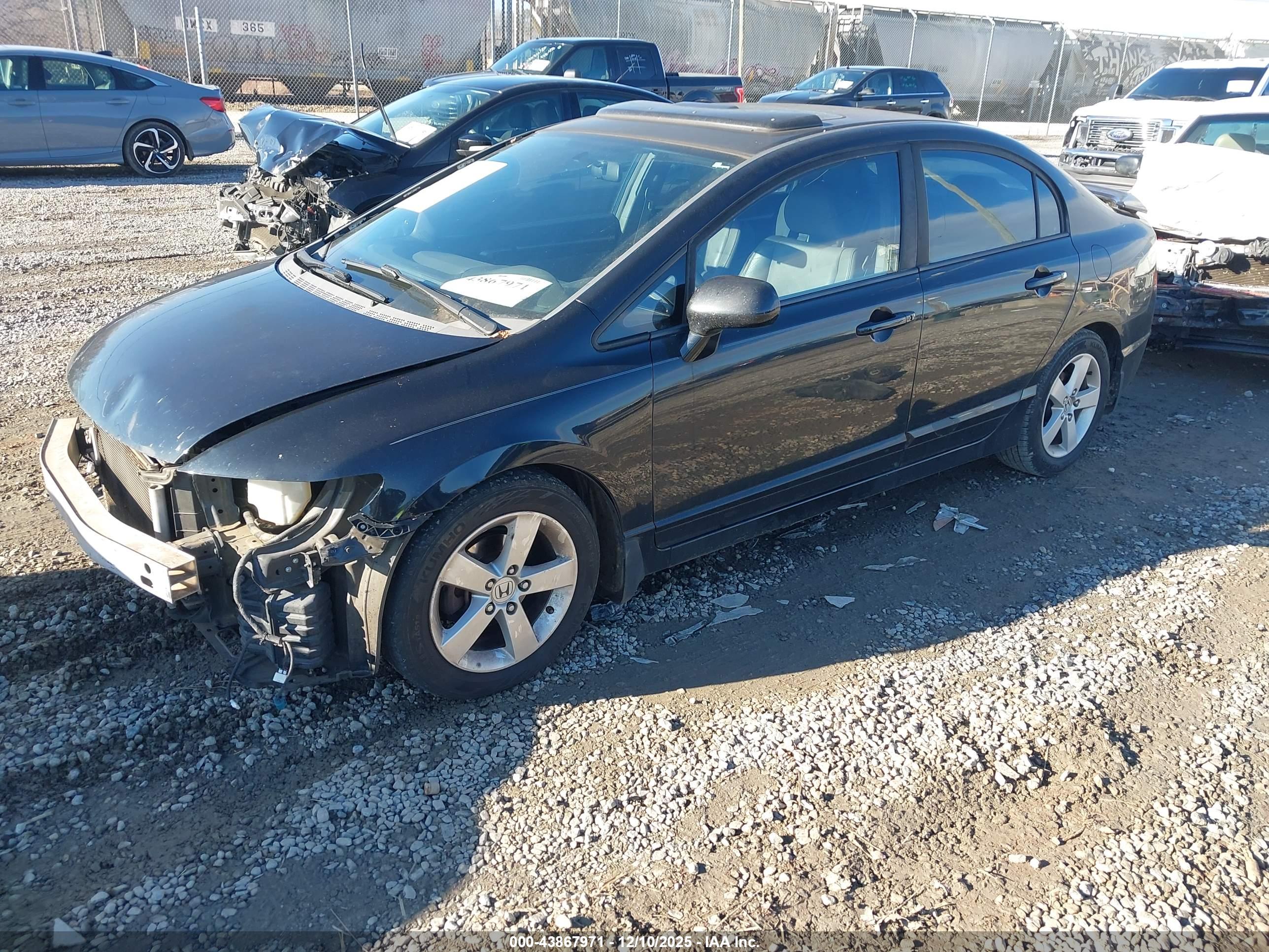 HONDA CIVIC image 2