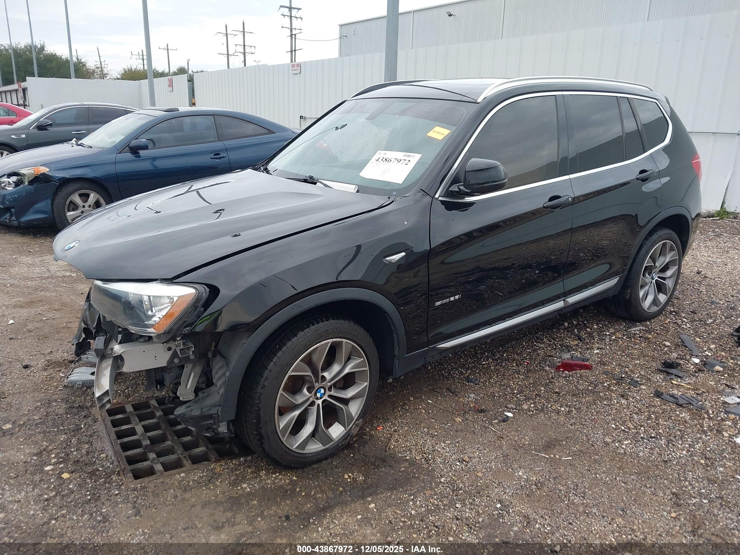 BMW X3 image 2