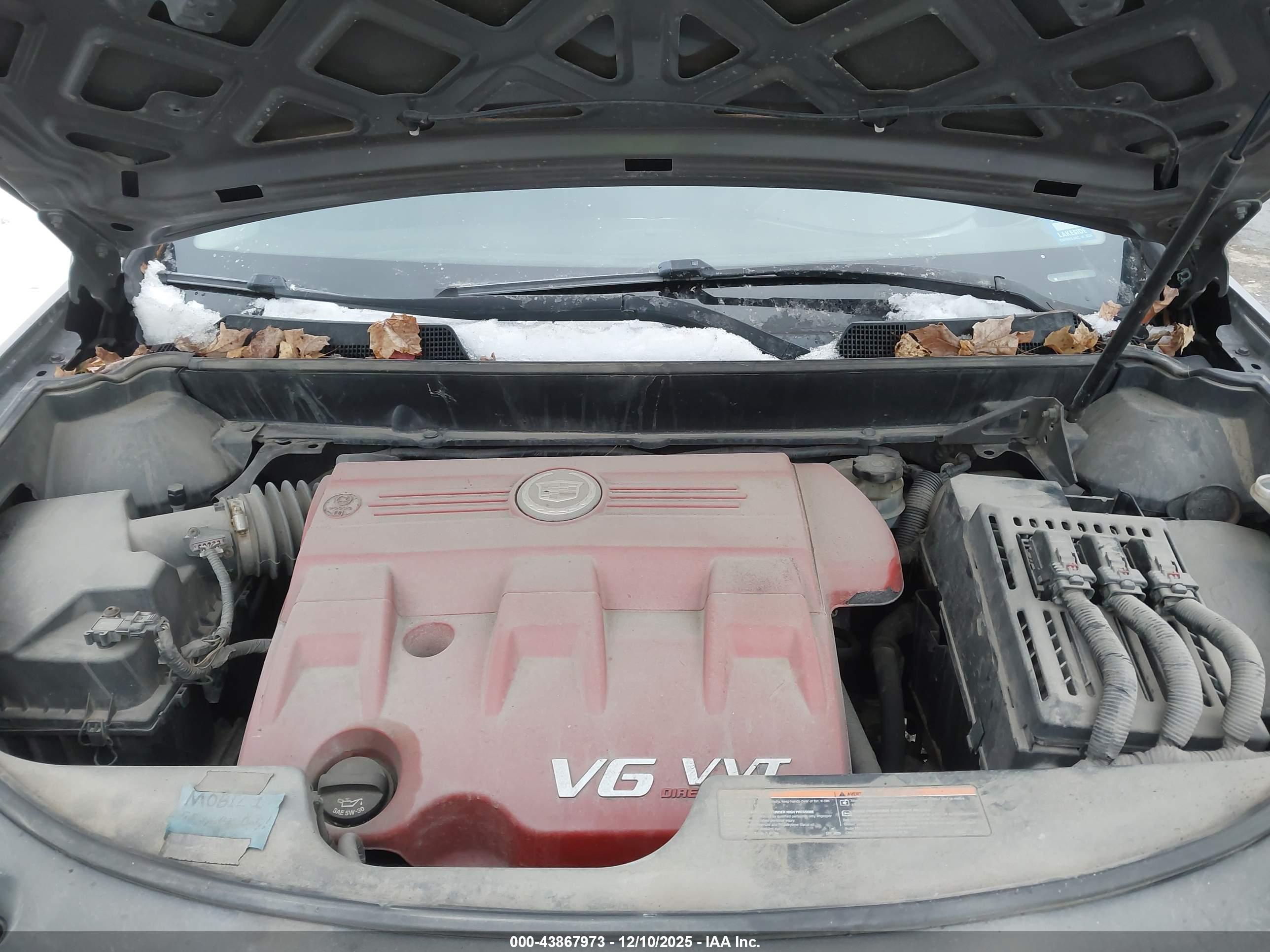 CADILLAC SRX image 10