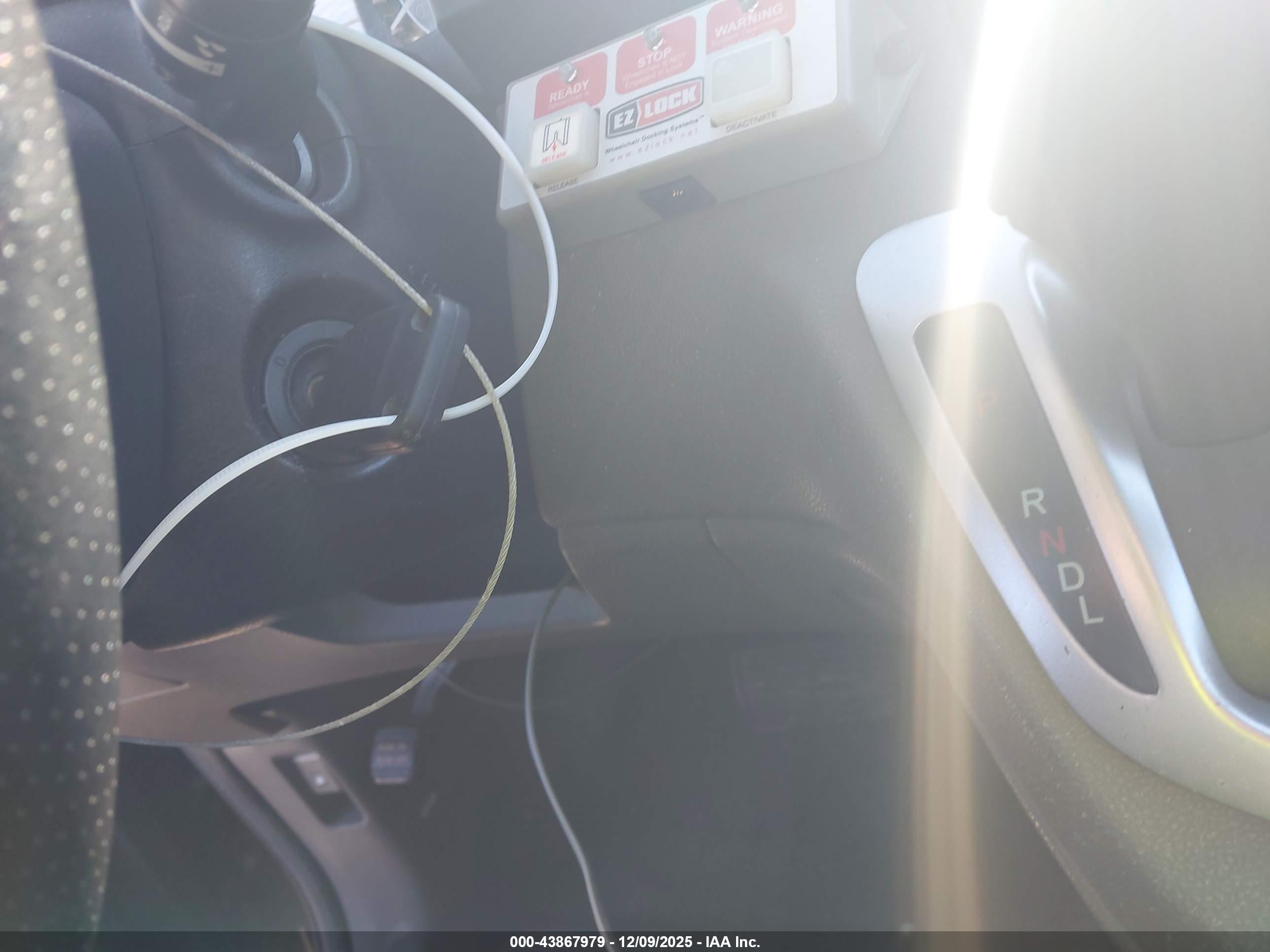 HONDA ODYSSEY image 11