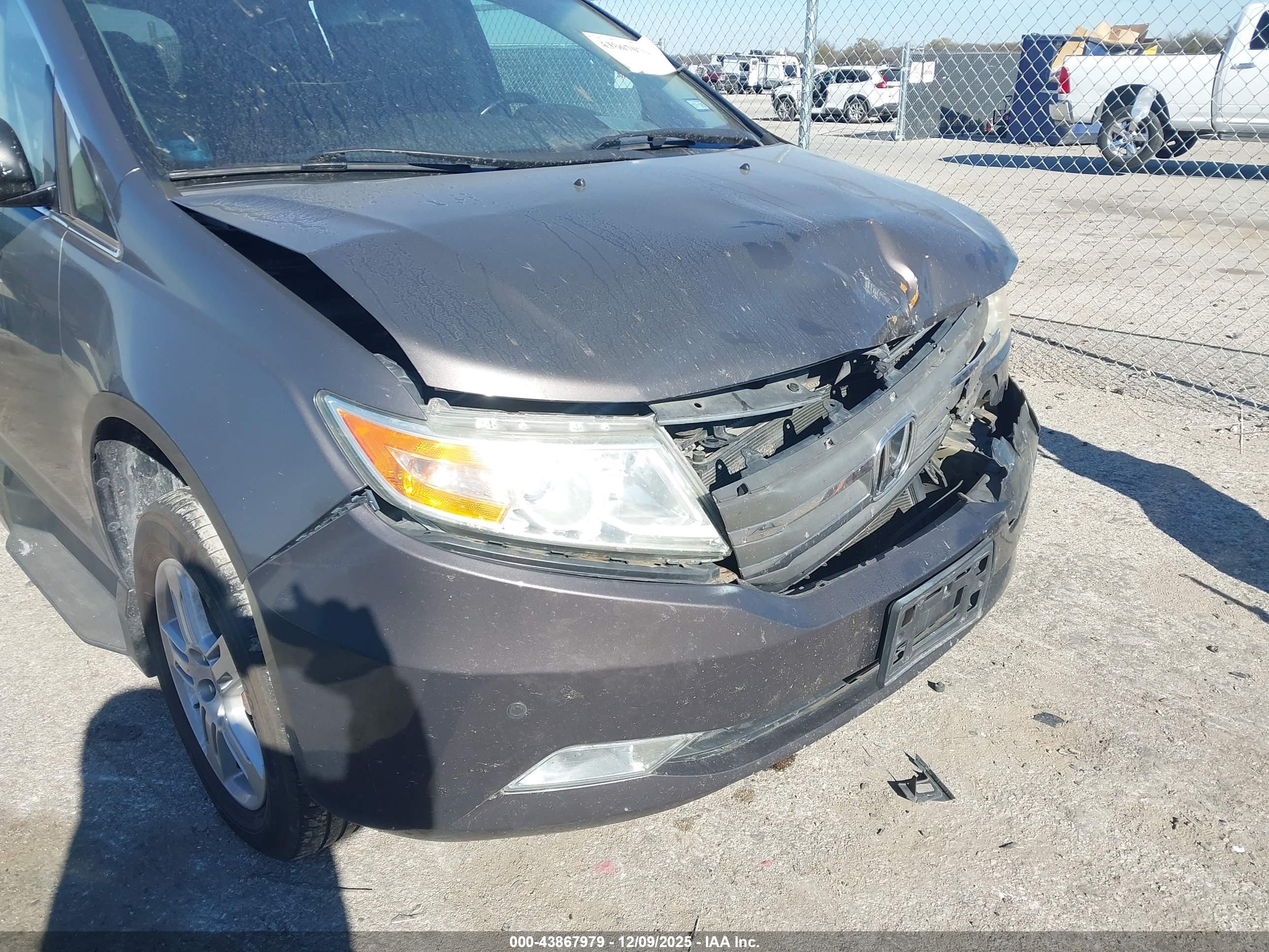 HONDA ODYSSEY image 6