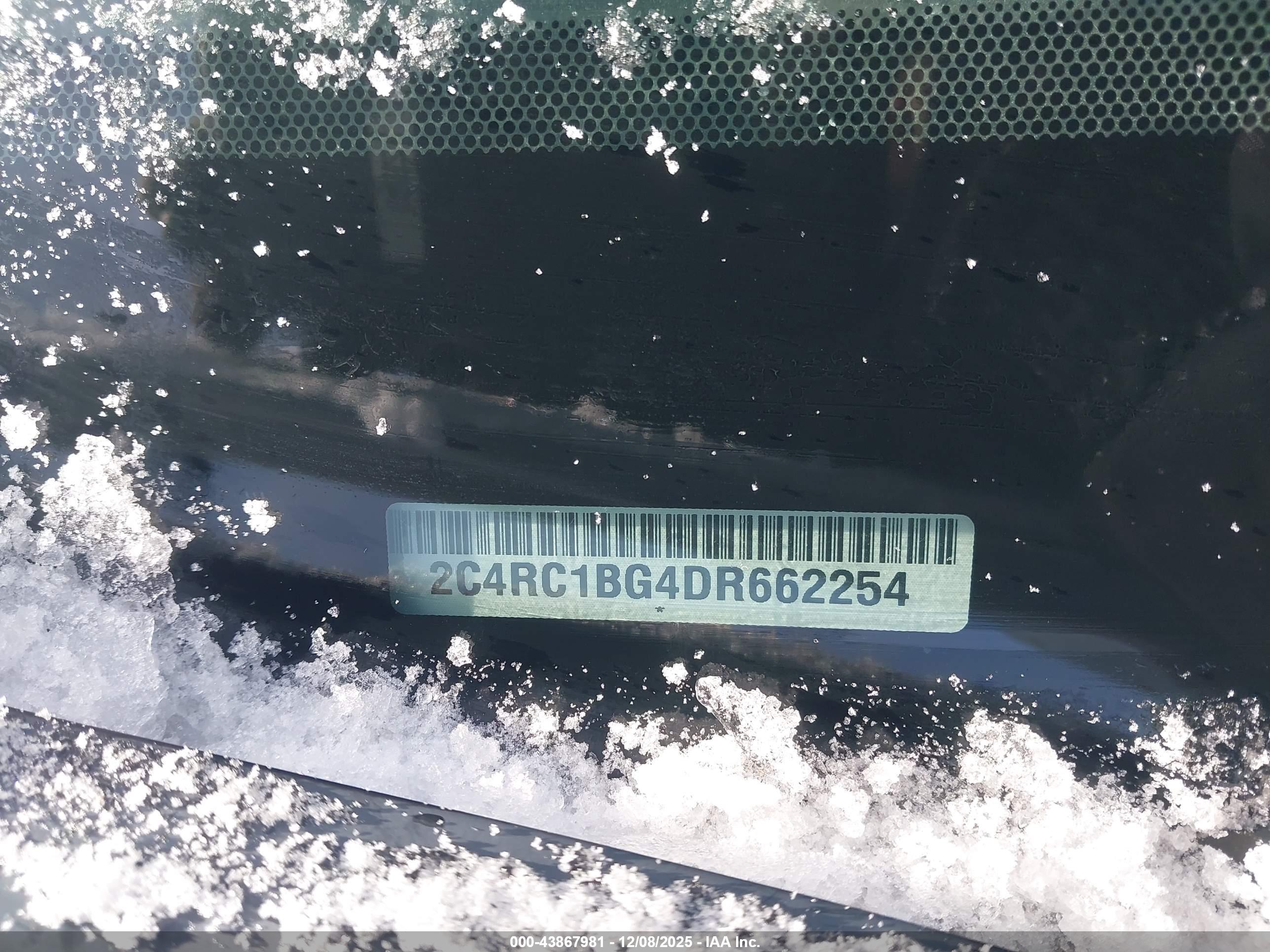 CHRYSLER TOWN image 9