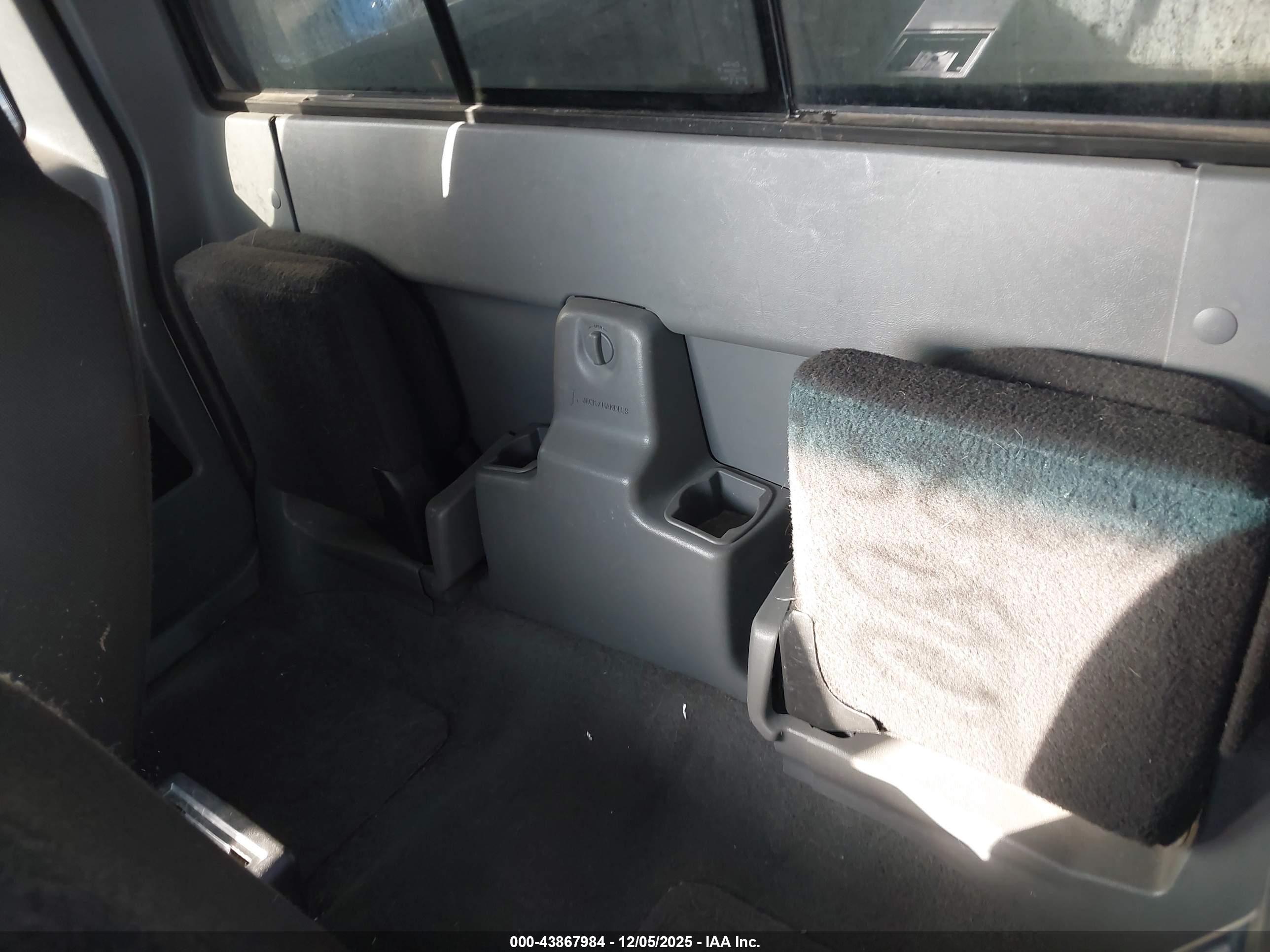 FORD RANGER image 8