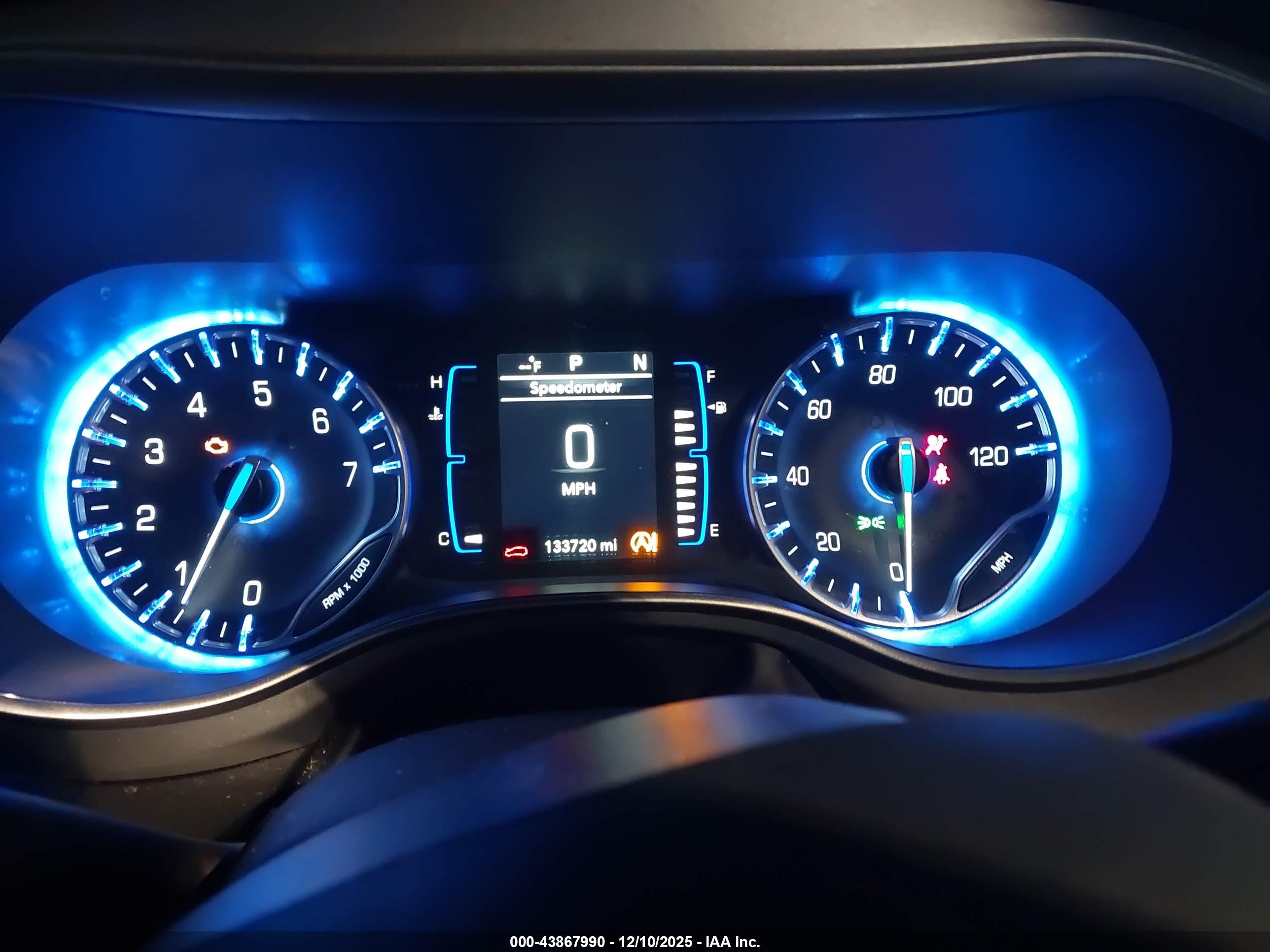 CHRYSLER PACIFICA image 7