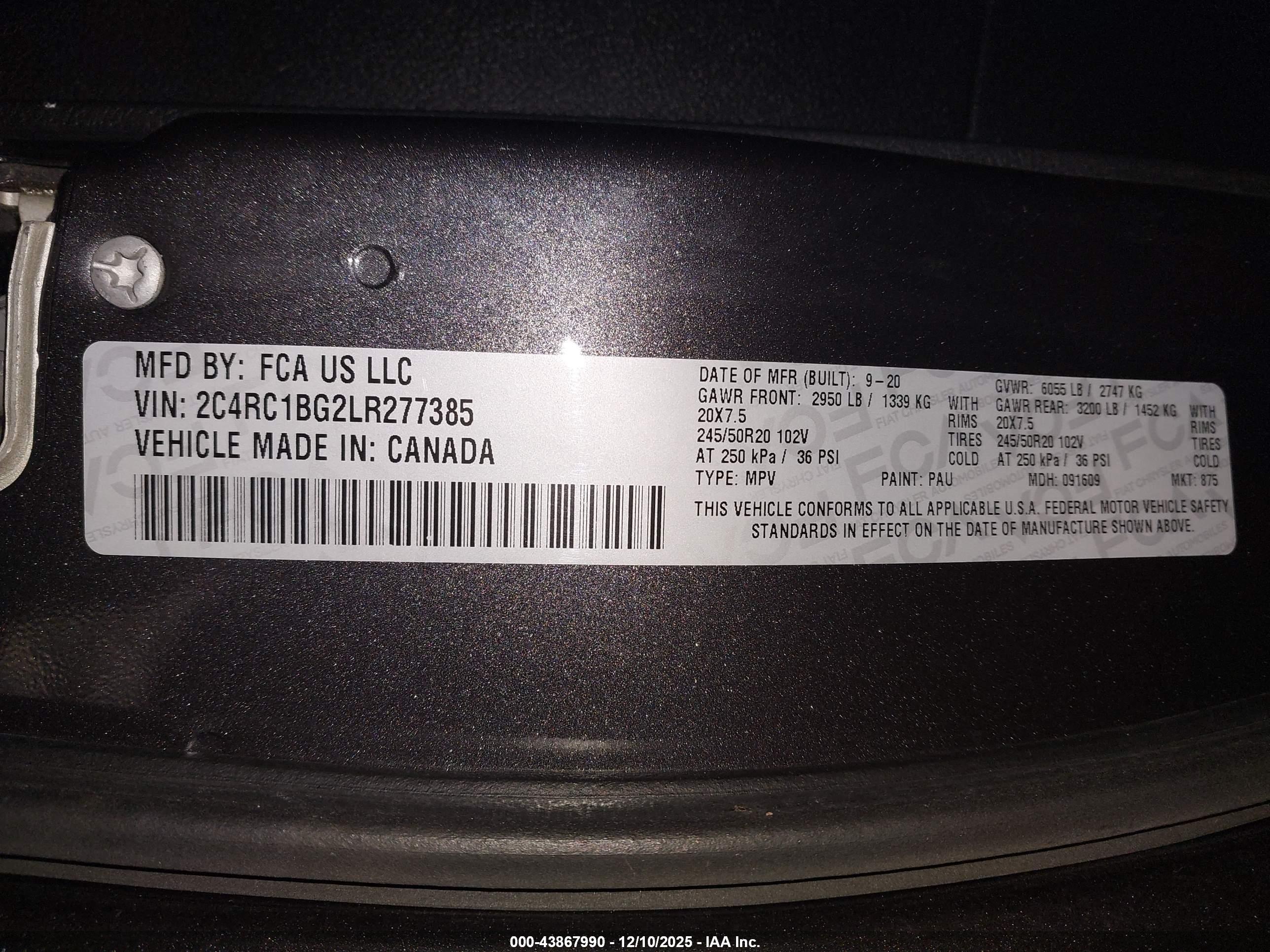 CHRYSLER PACIFICA image 9