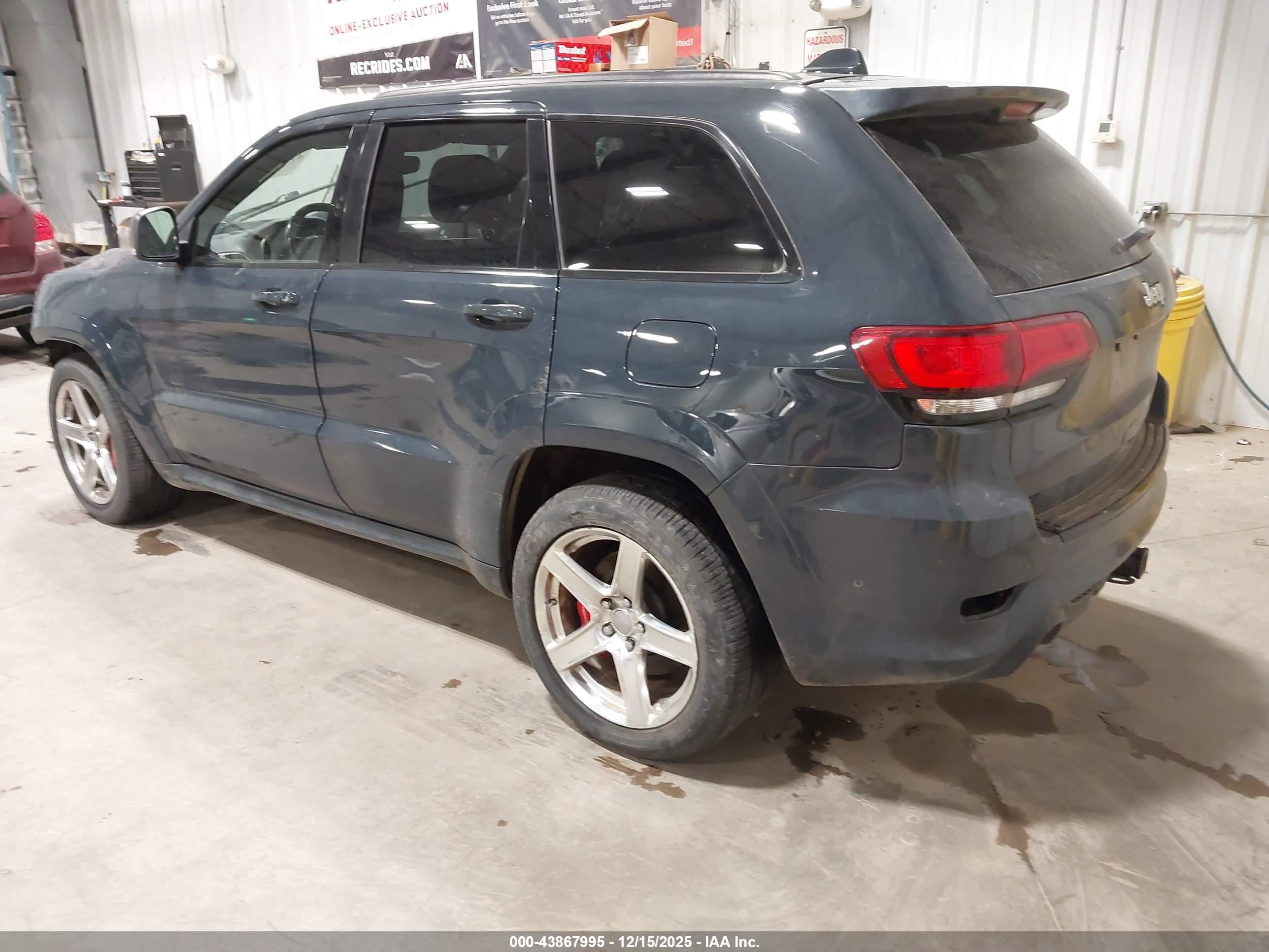 JEEP GRAND image 3