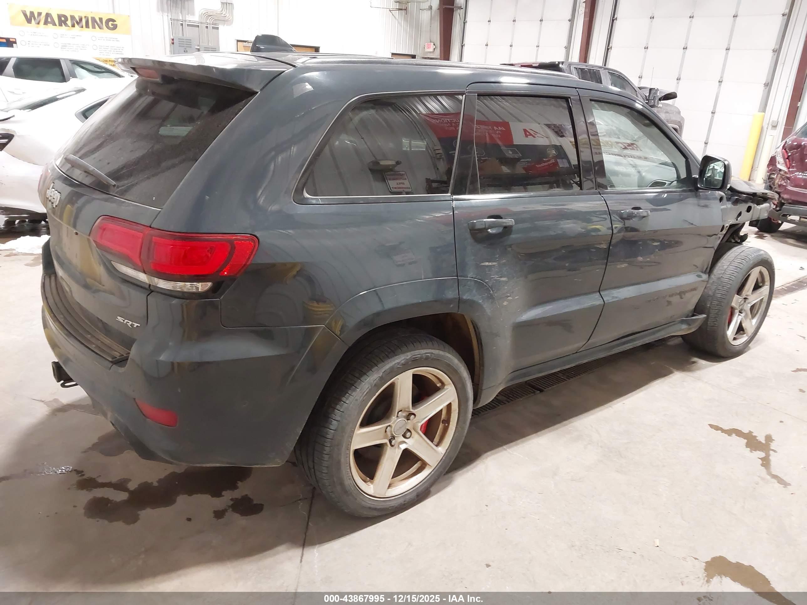 JEEP GRAND image 4