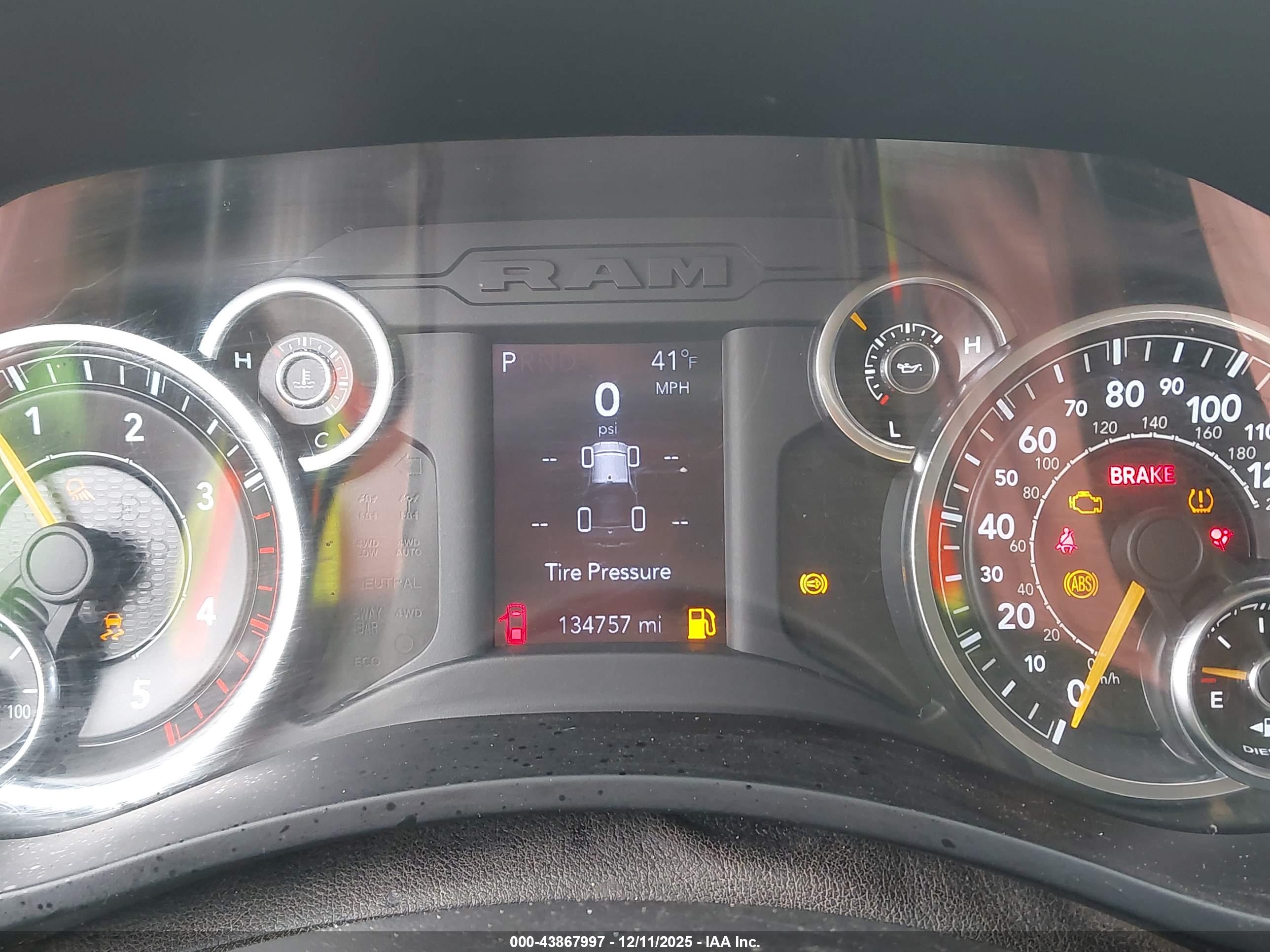 RAM 2500 image 7
