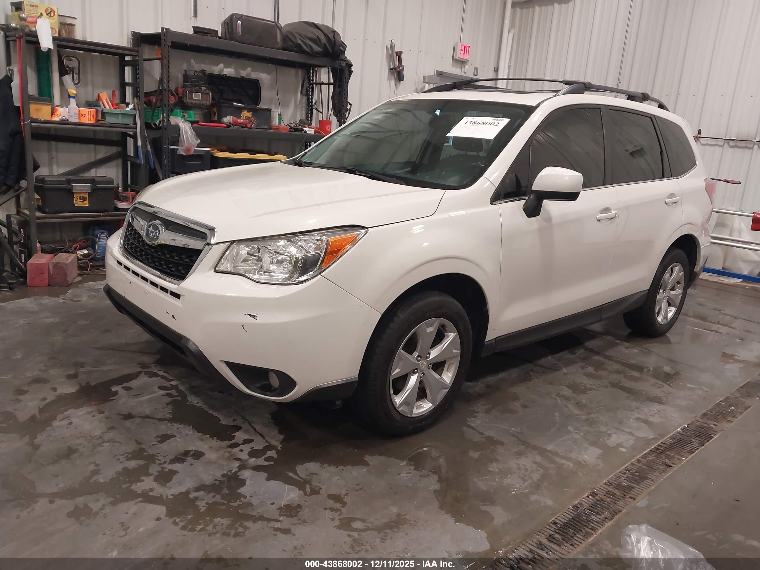 SUBARU FORESTER image 2