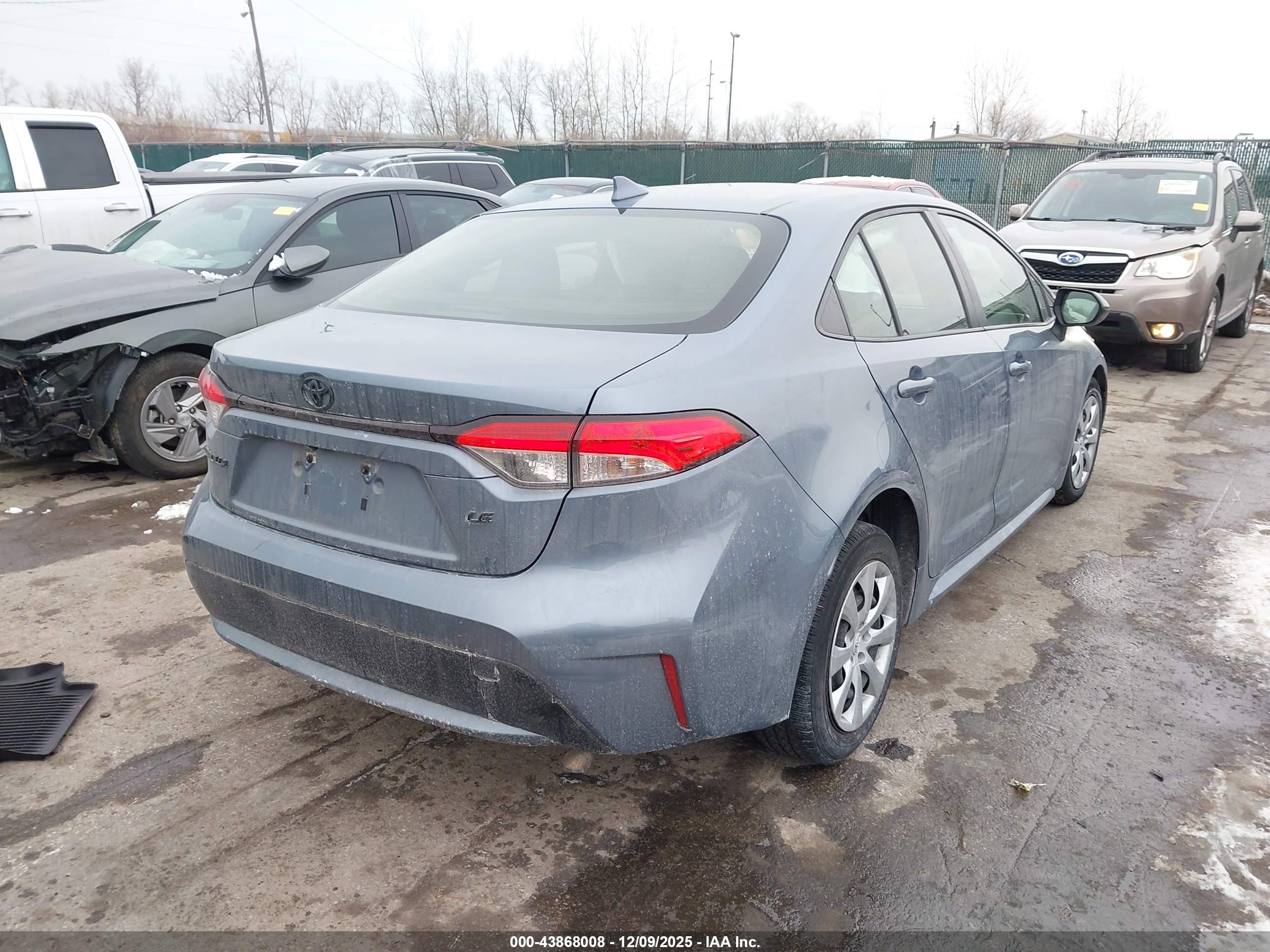 TOYOTA COROLLA image 4