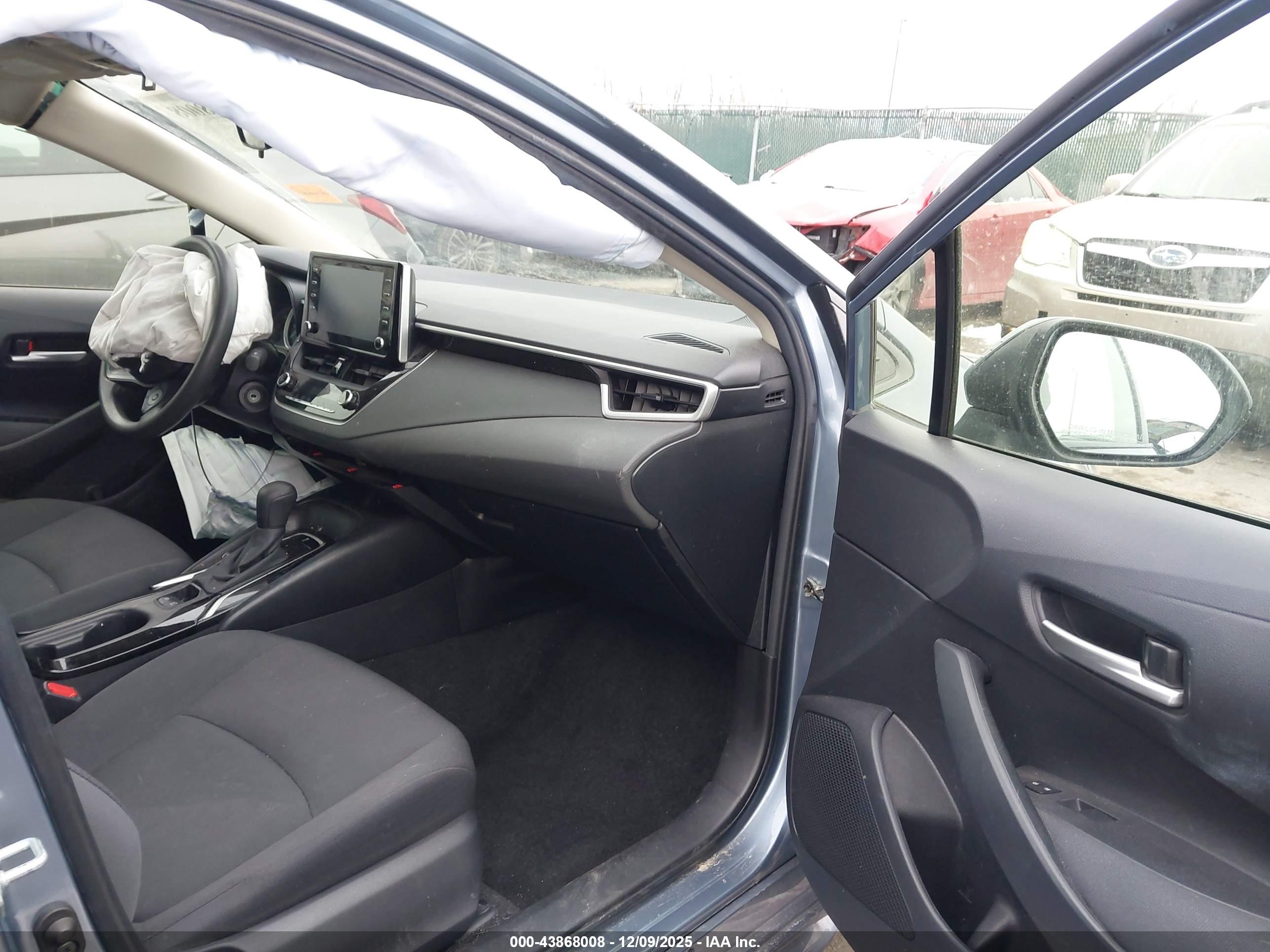 TOYOTA COROLLA image 5