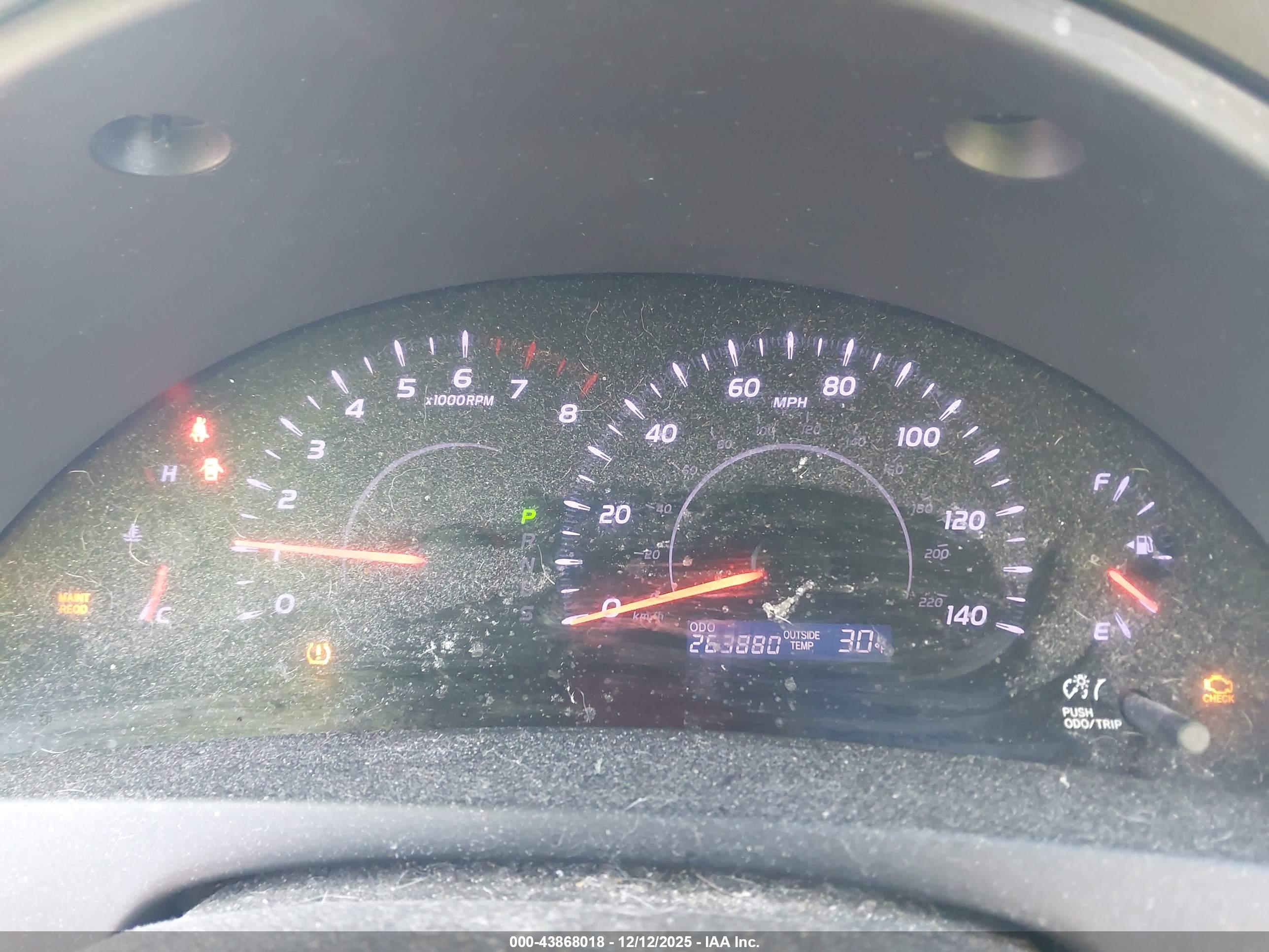 TOYOTA CAMRY image 7