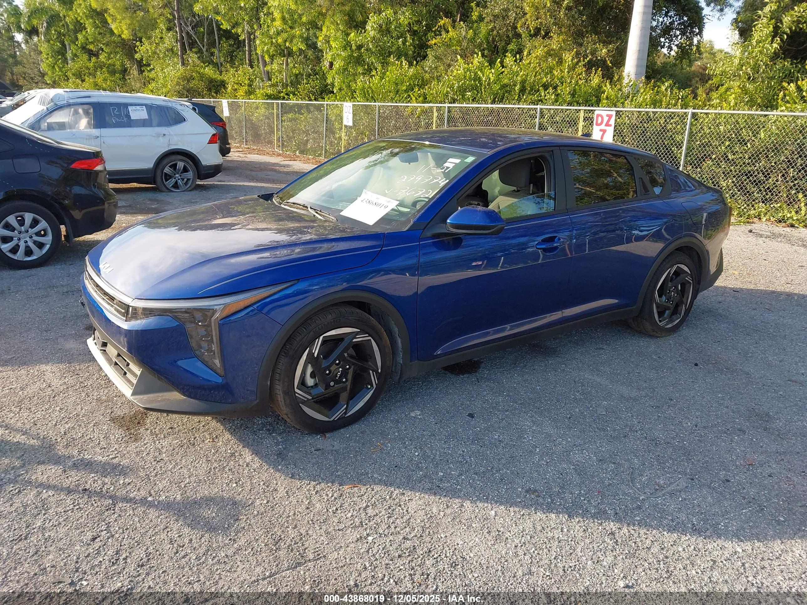 KIA K4 image 2