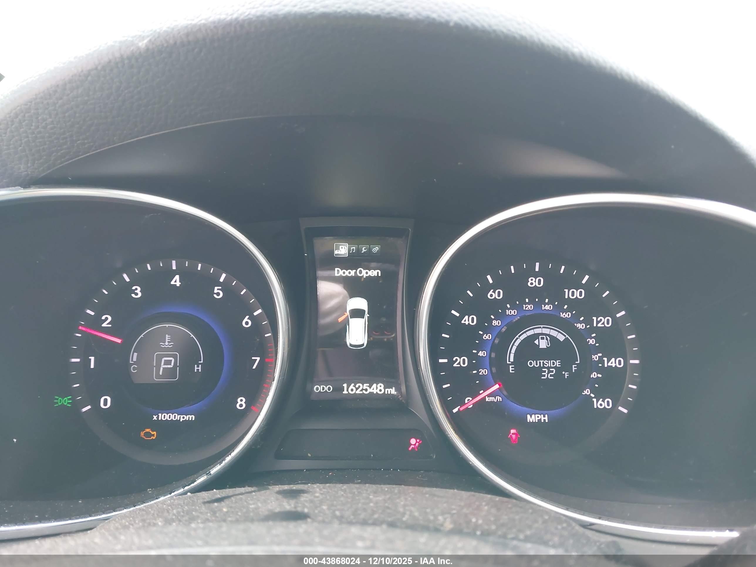 HYUNDAI SANTA image 7