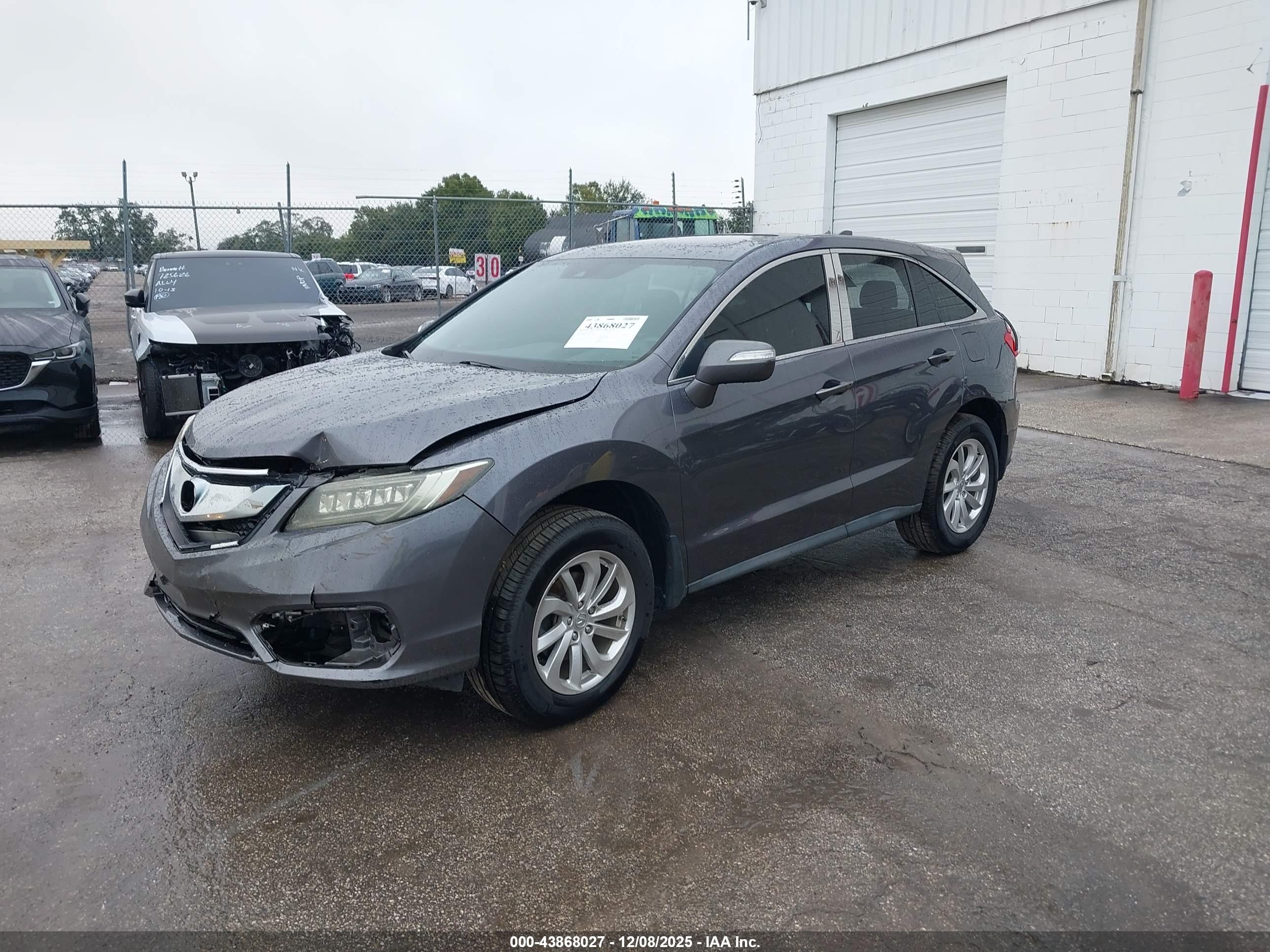 ACURA RDX image 2