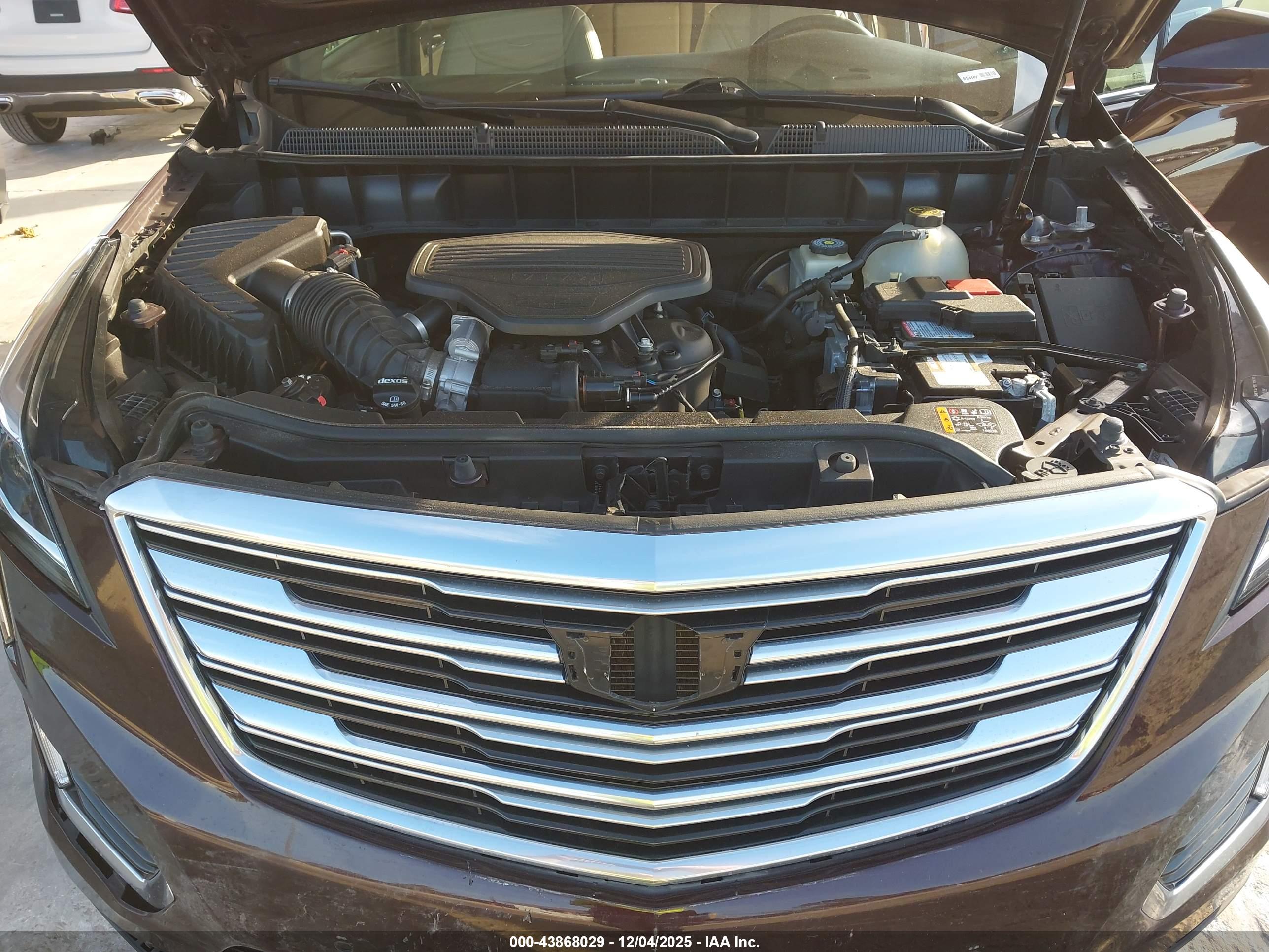 CADILLAC XT5 image 10