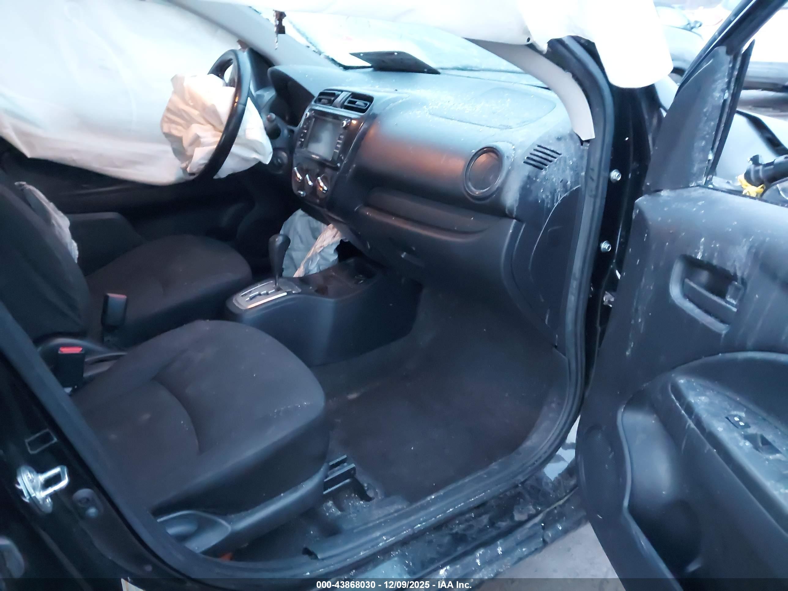 MITSUBISHI MIRAGE image 5