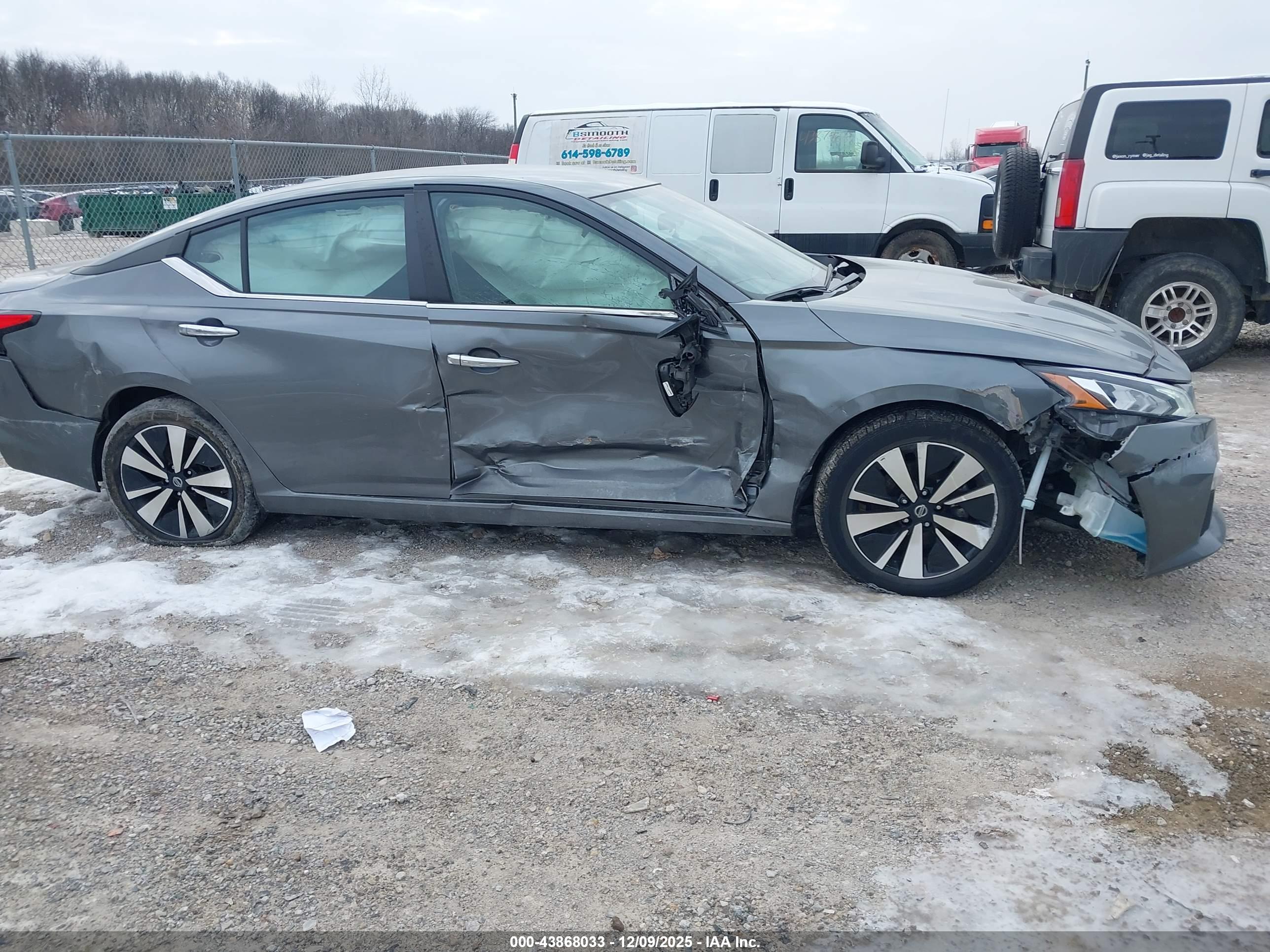 NISSAN ALTIMA image 6