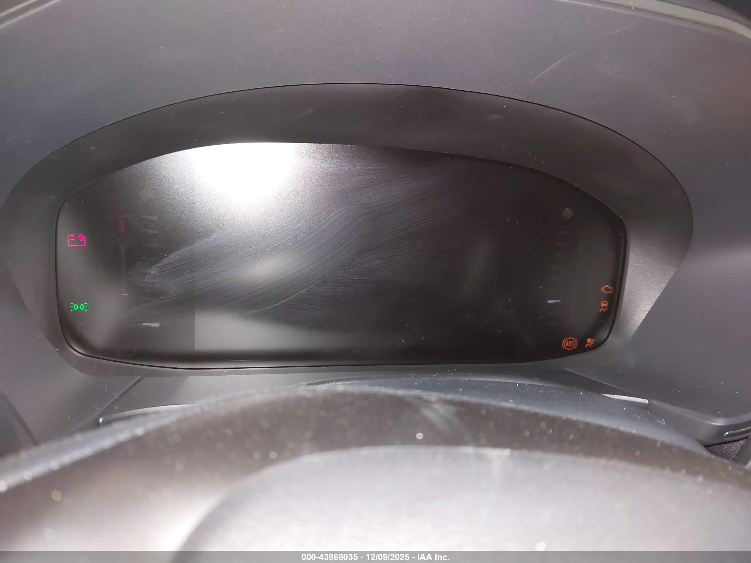 FORD ESCAPE image 7