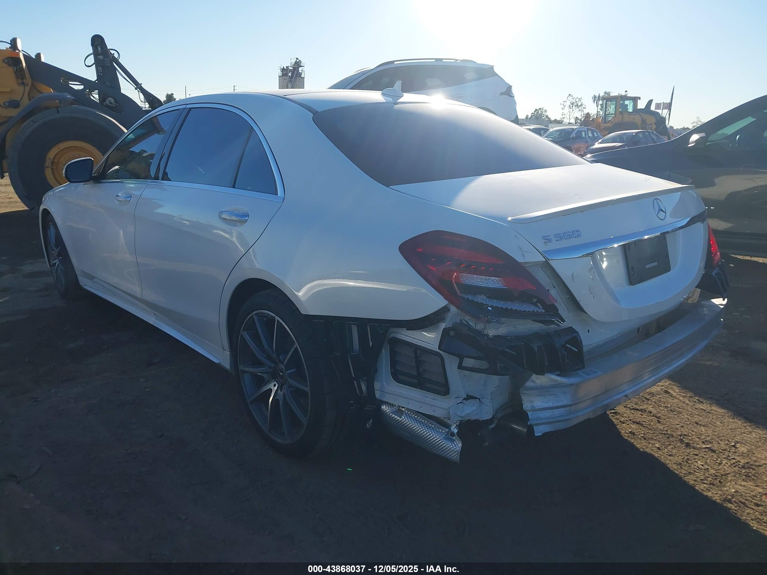 MERCEDES-BENZ S image 3