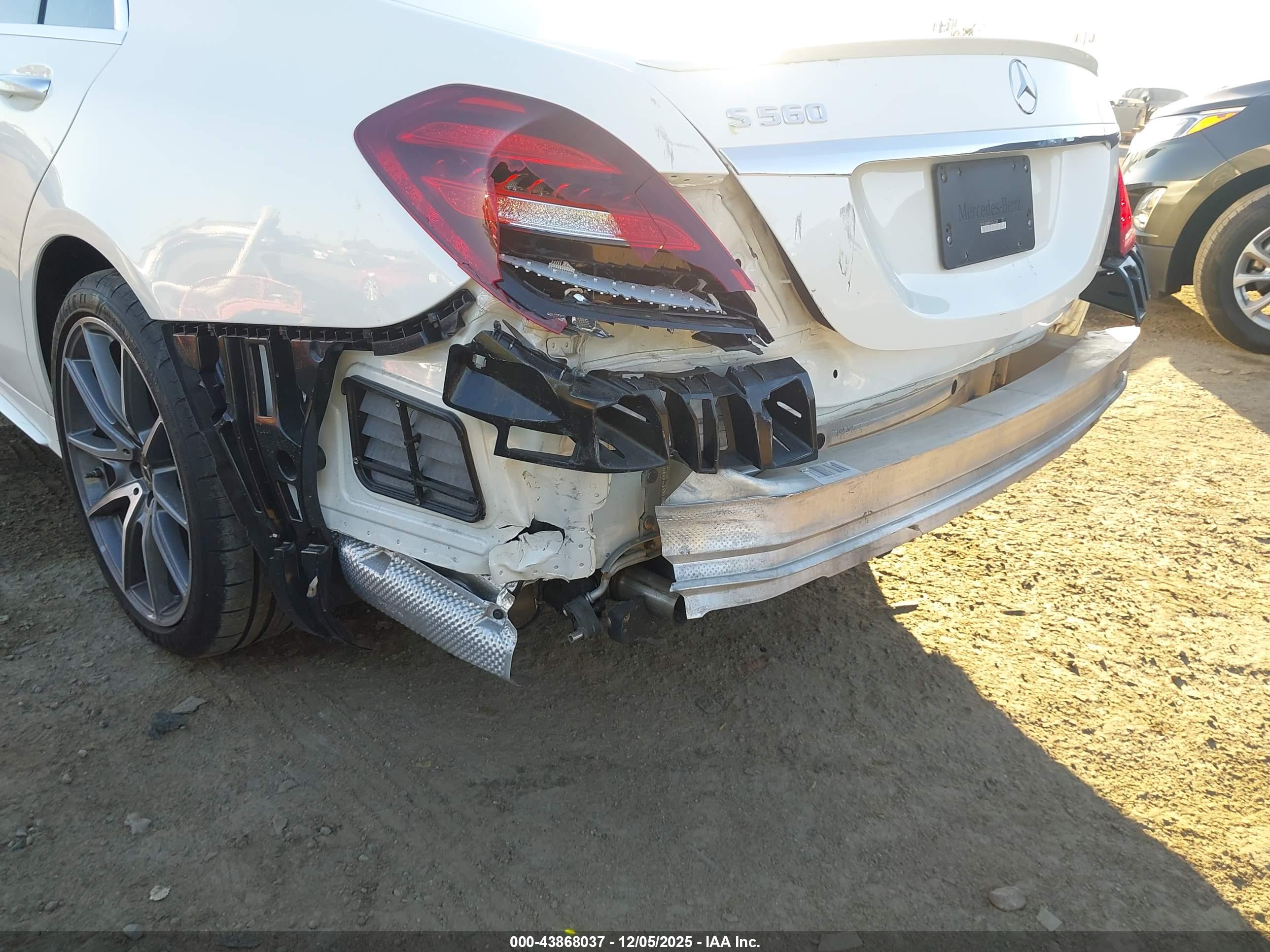 MERCEDES-BENZ S image 6
