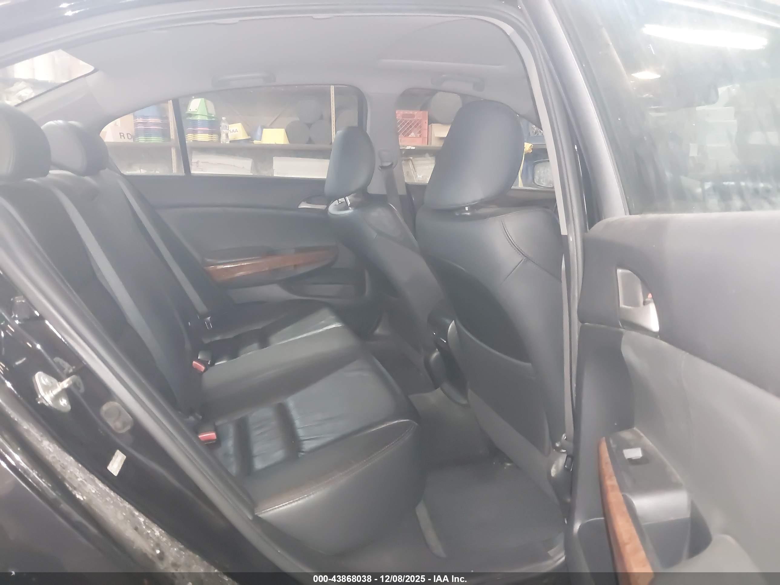 HONDA ACCORD image 8