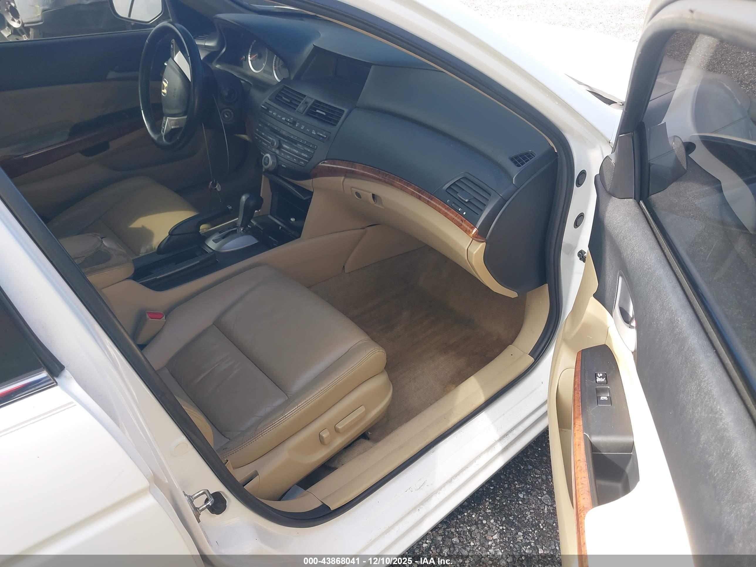 HONDA ACCORD image 5