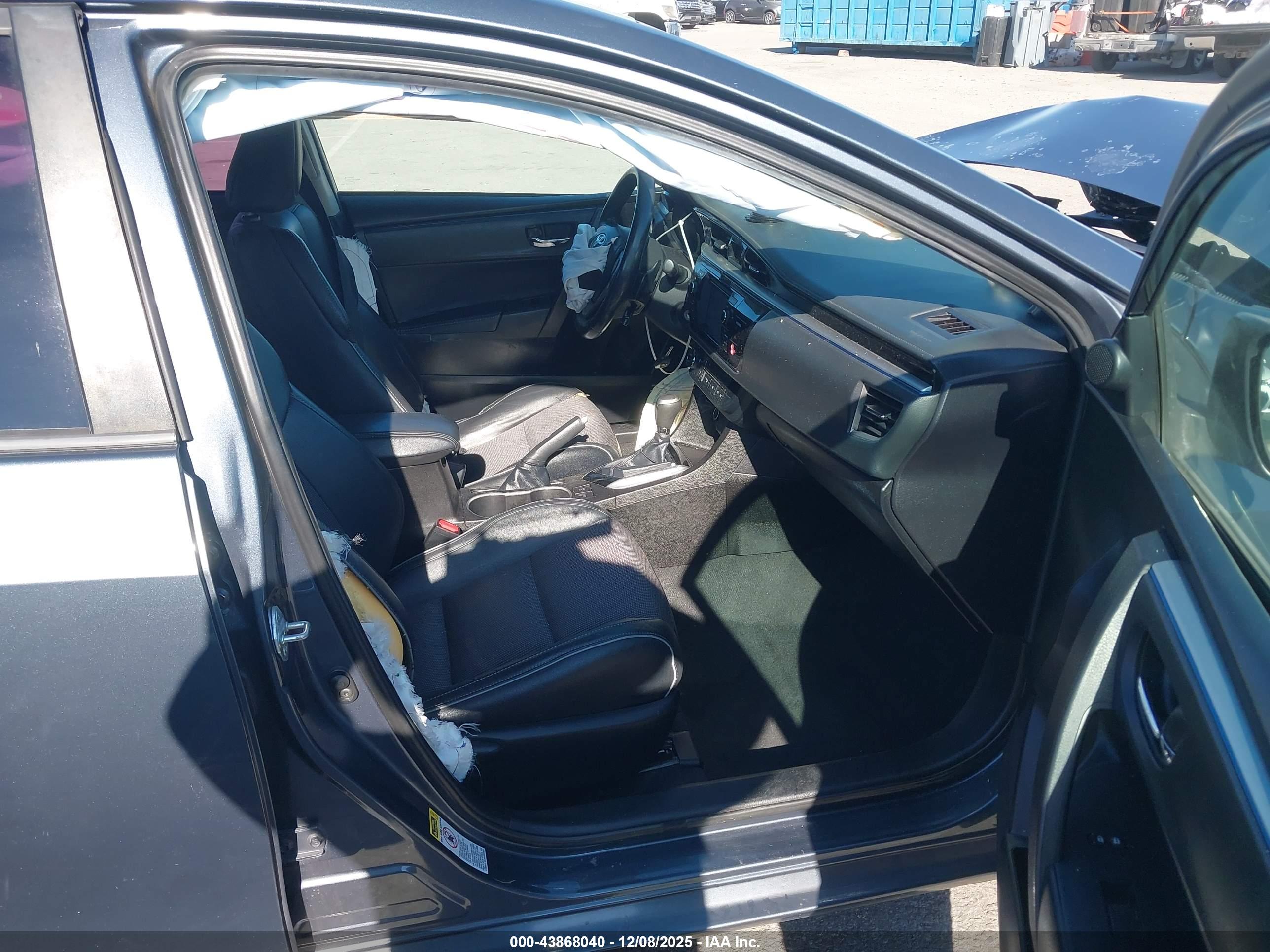 TOYOTA COROLLA image 5