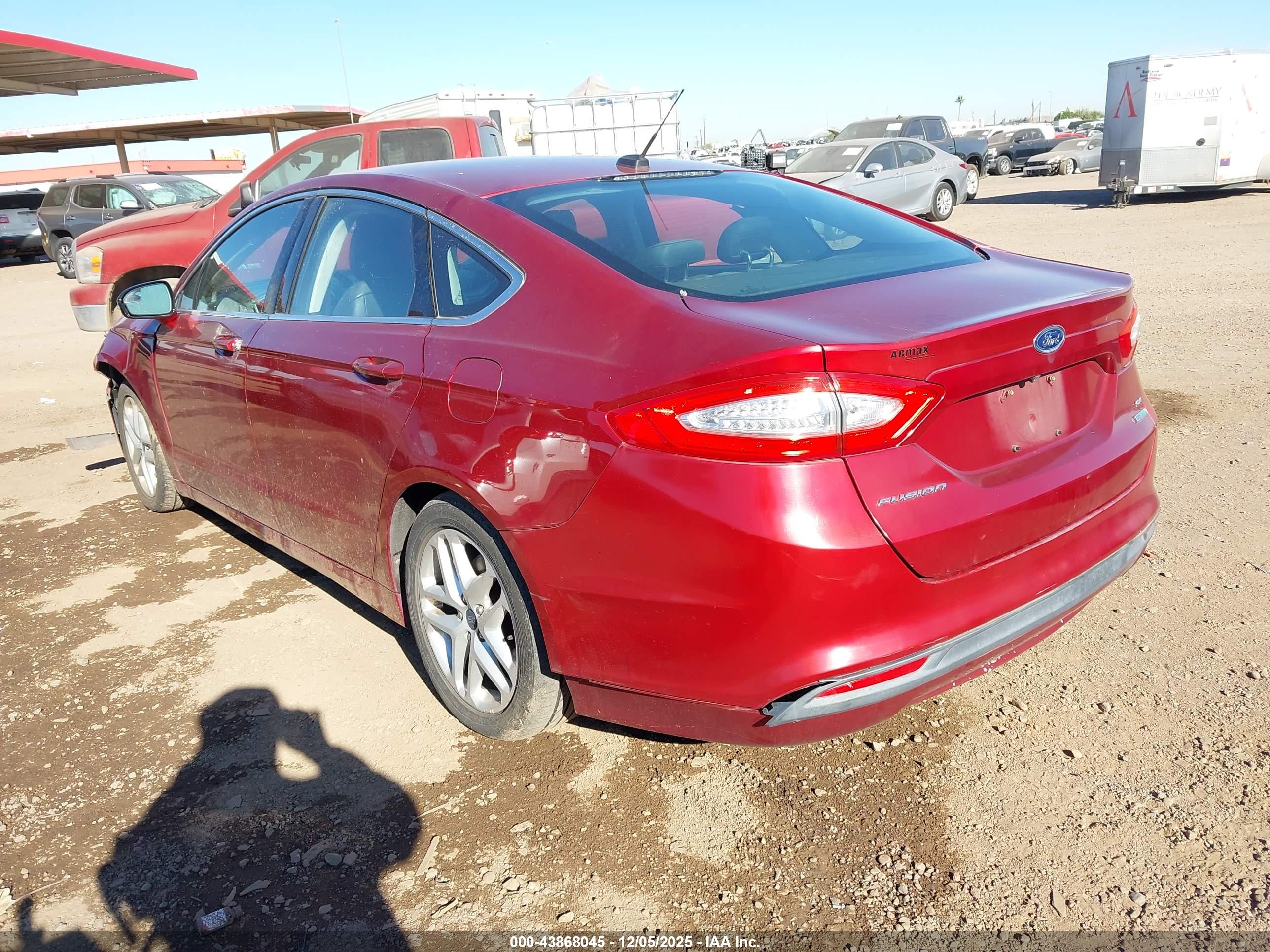 FORD FUSION image 3