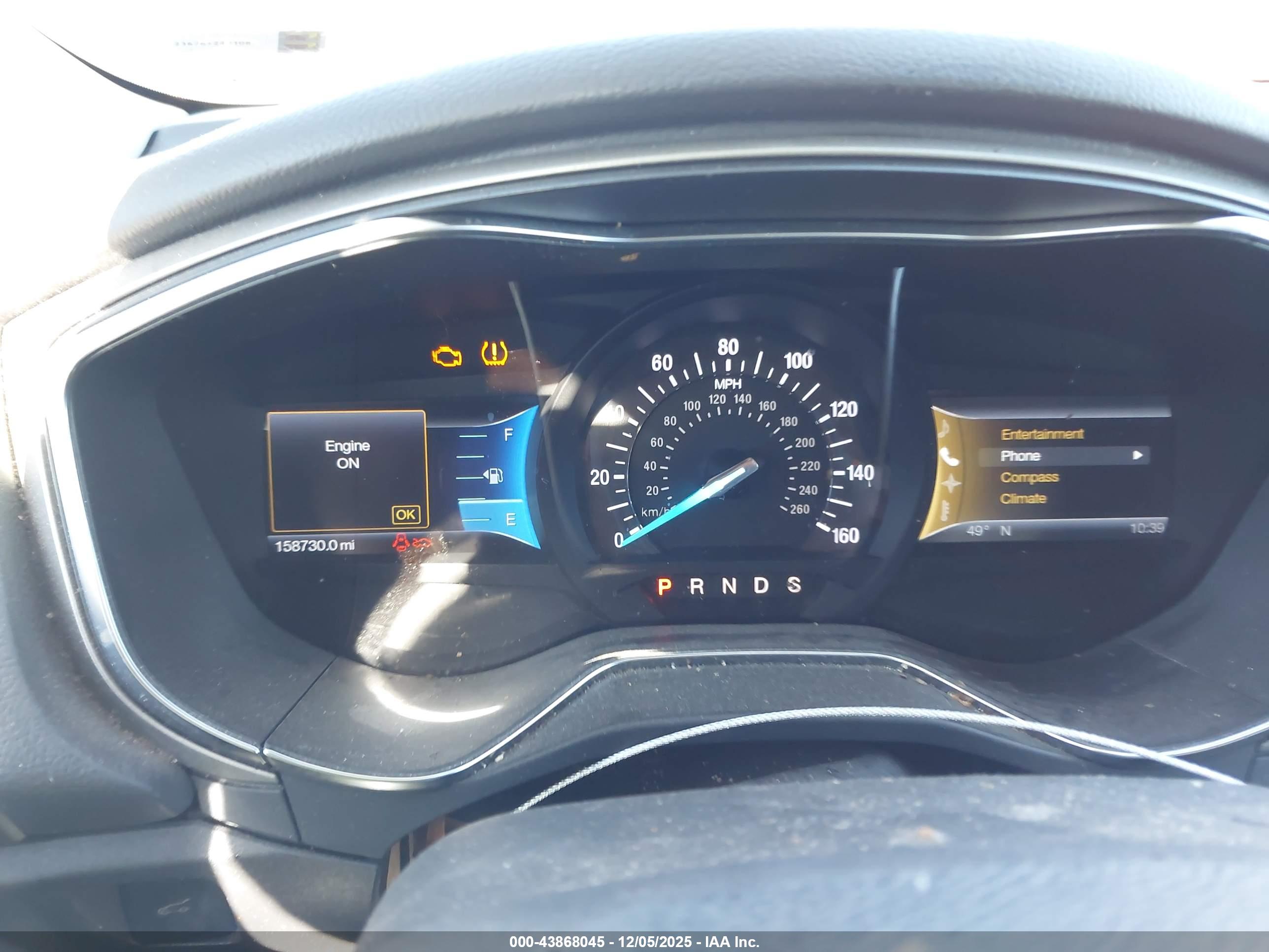 FORD FUSION image 7