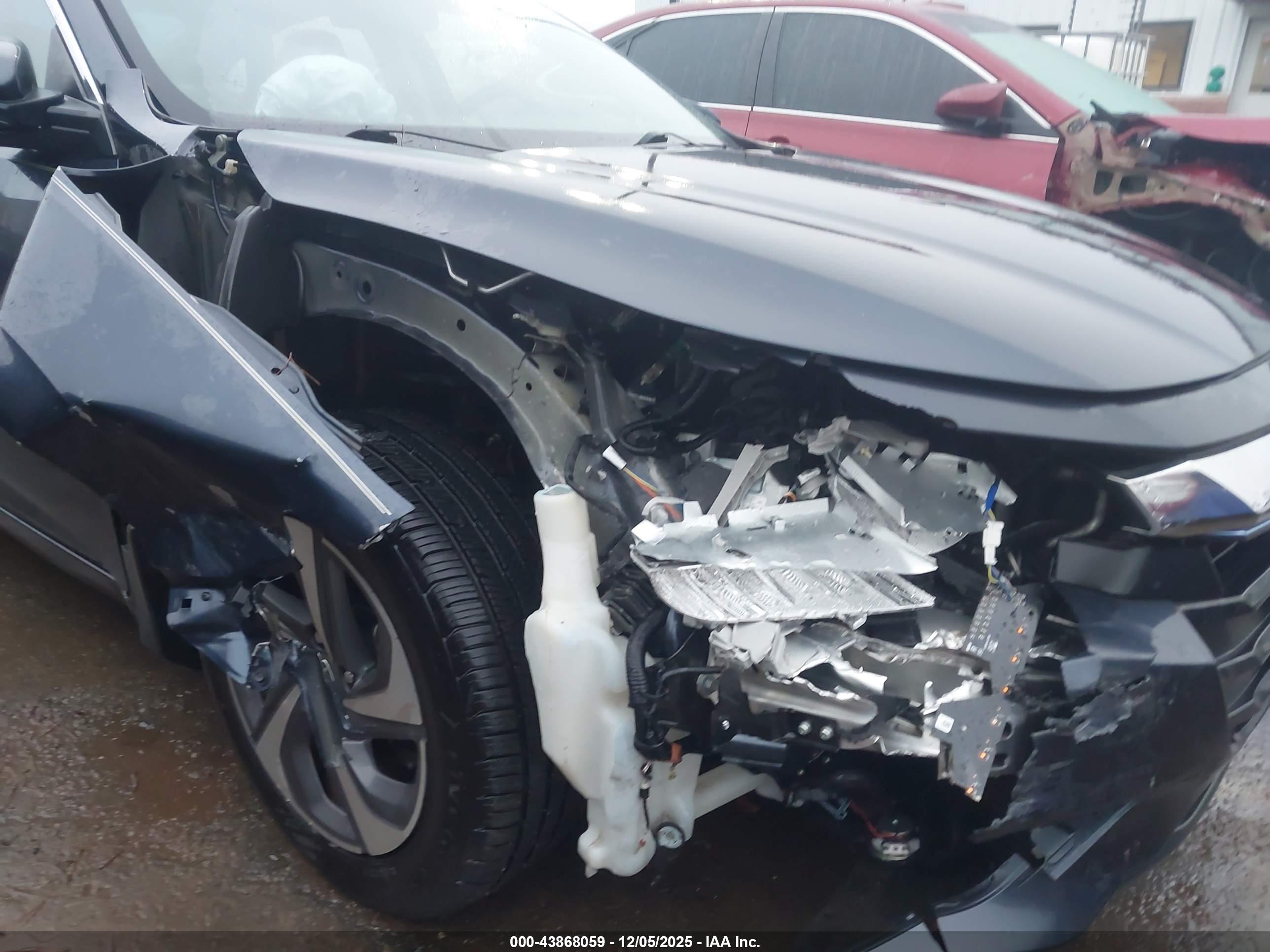 HONDA INSIGHT image 6