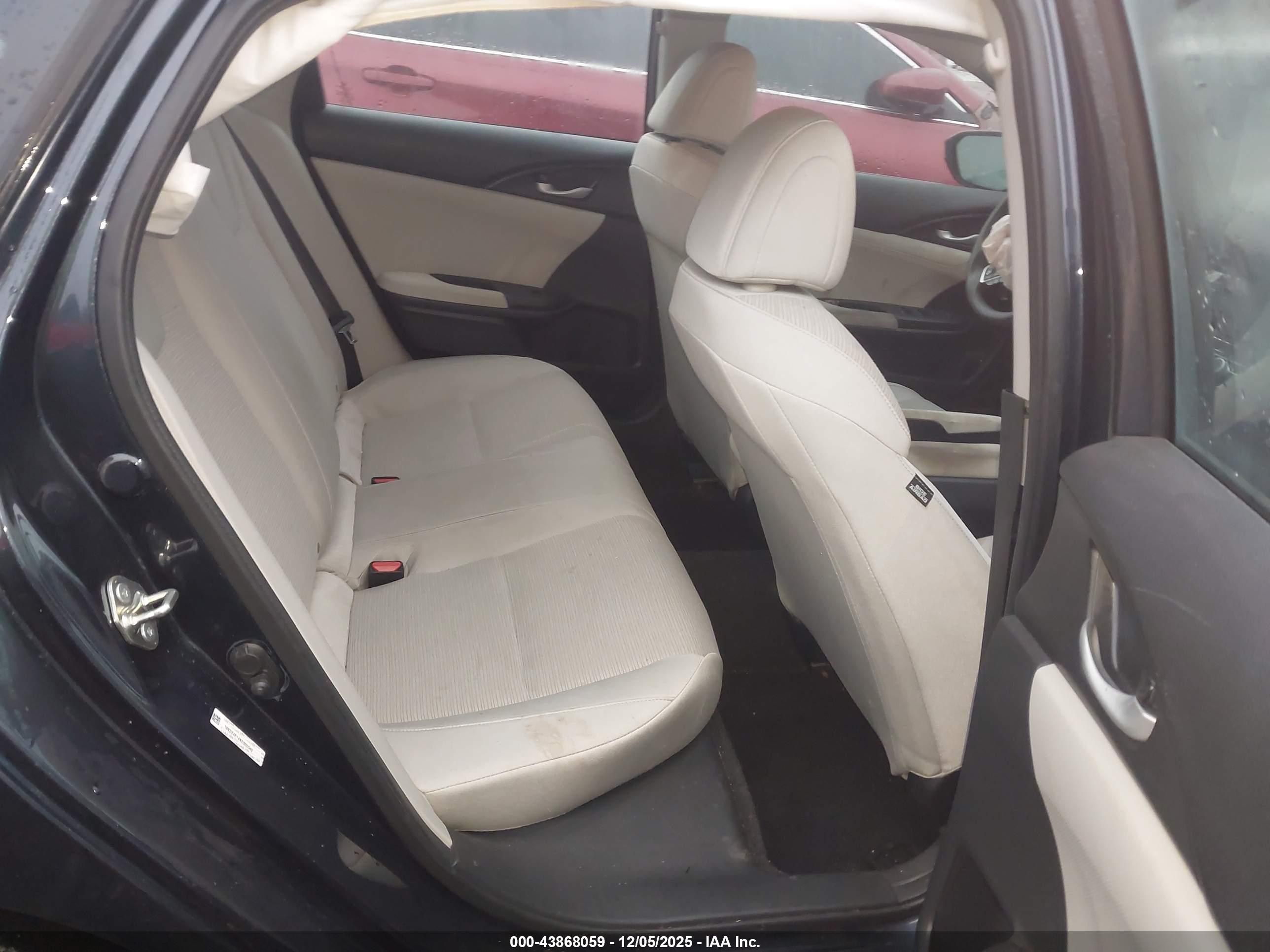 HONDA INSIGHT image 8