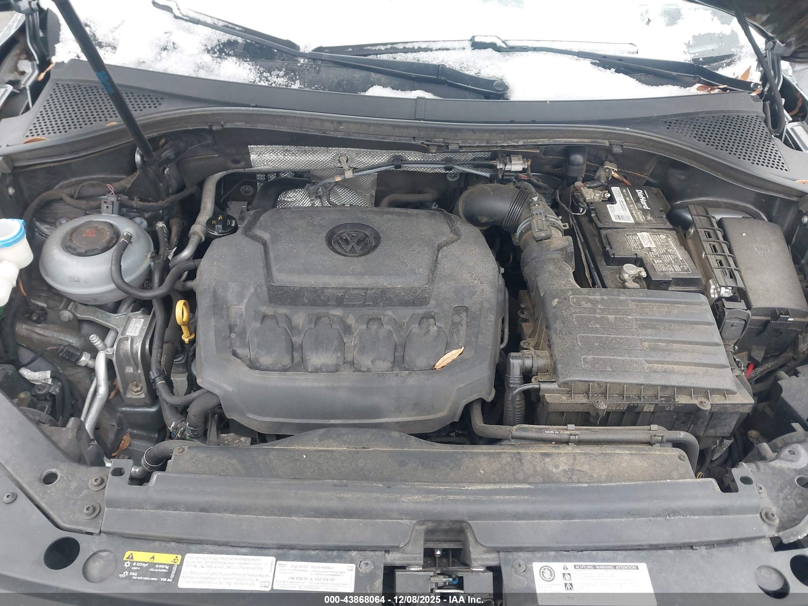 VOLKSWAGEN TIGUAN image 10
