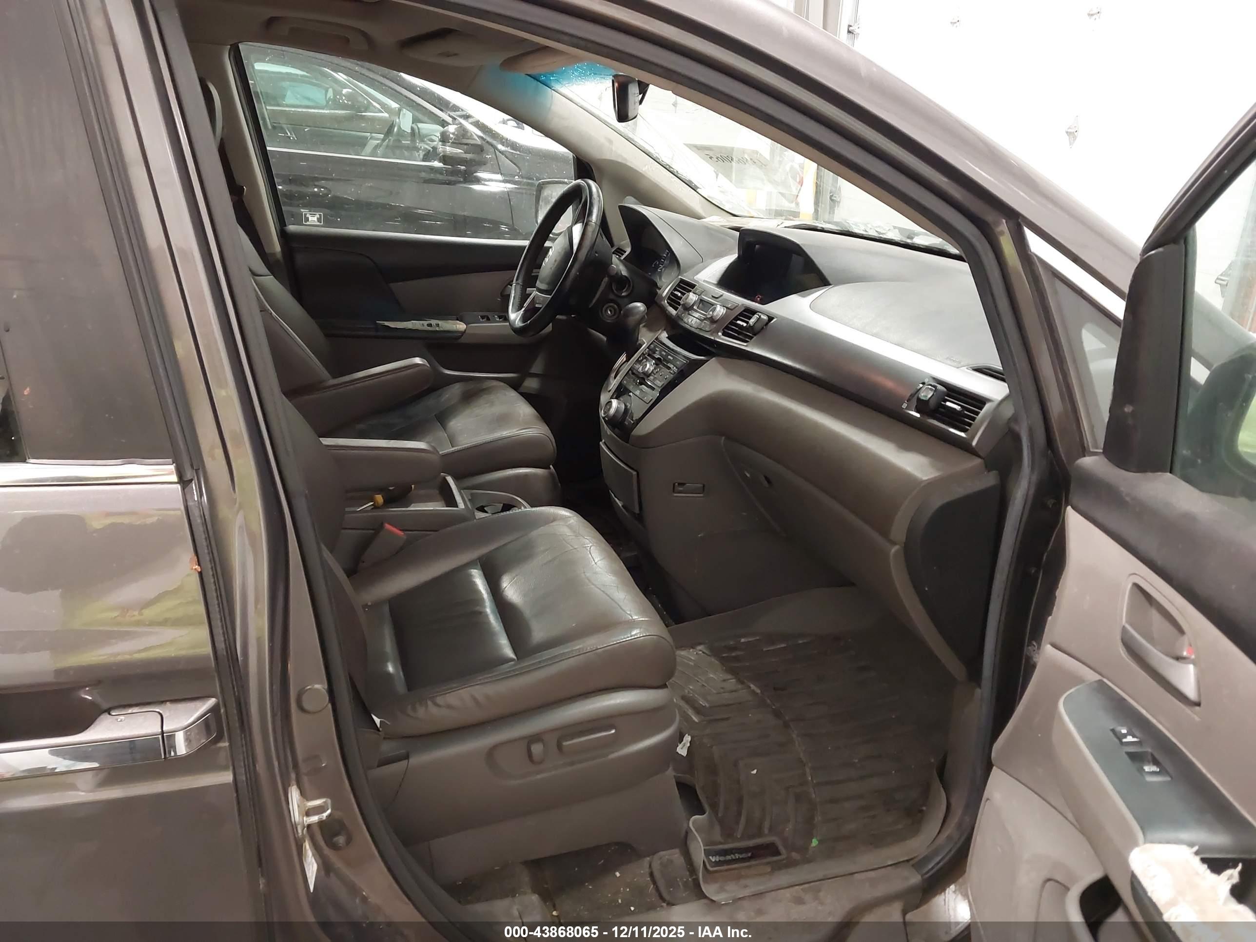 HONDA ODYSSEY image 5