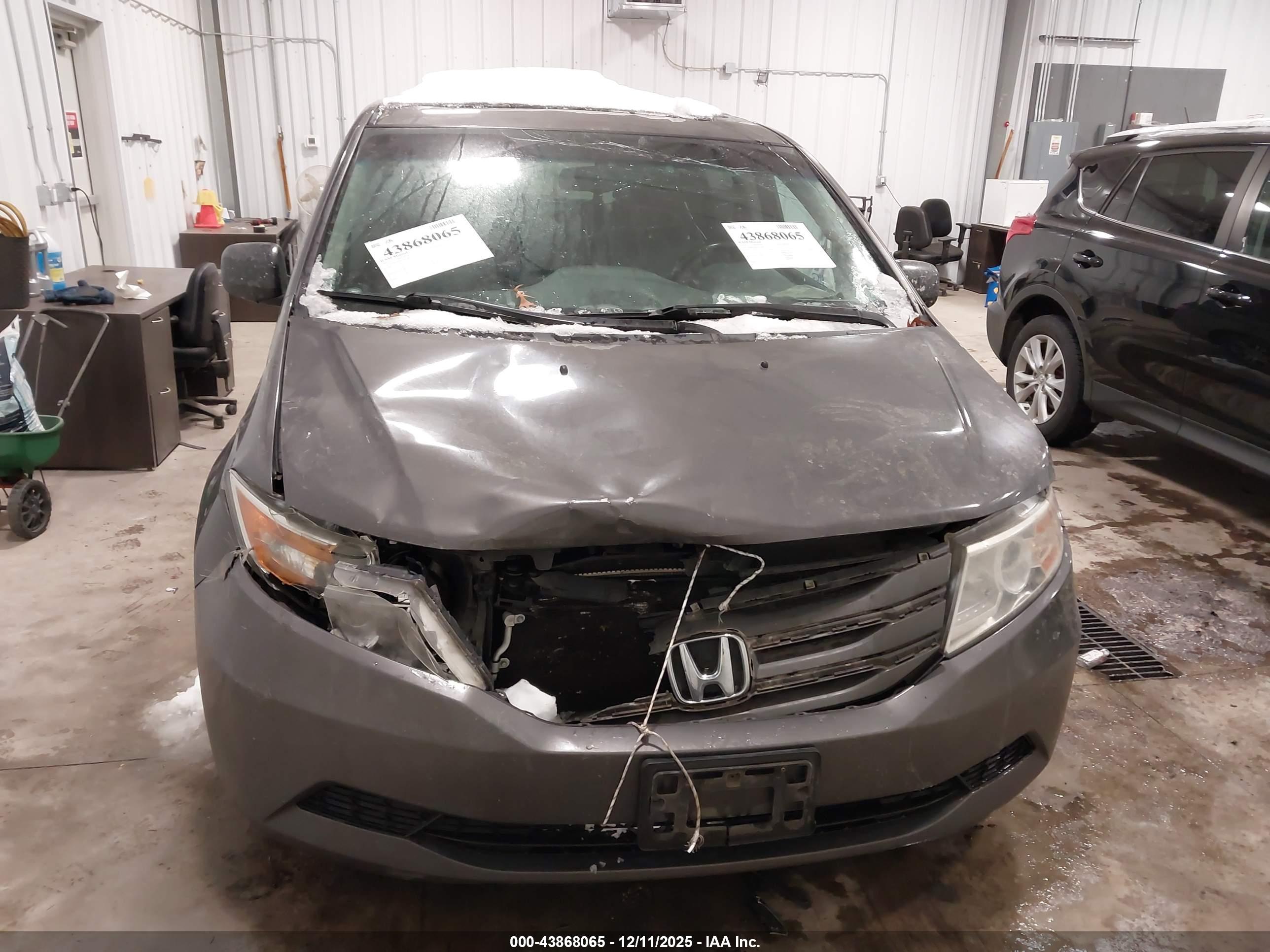 HONDA ODYSSEY image 6