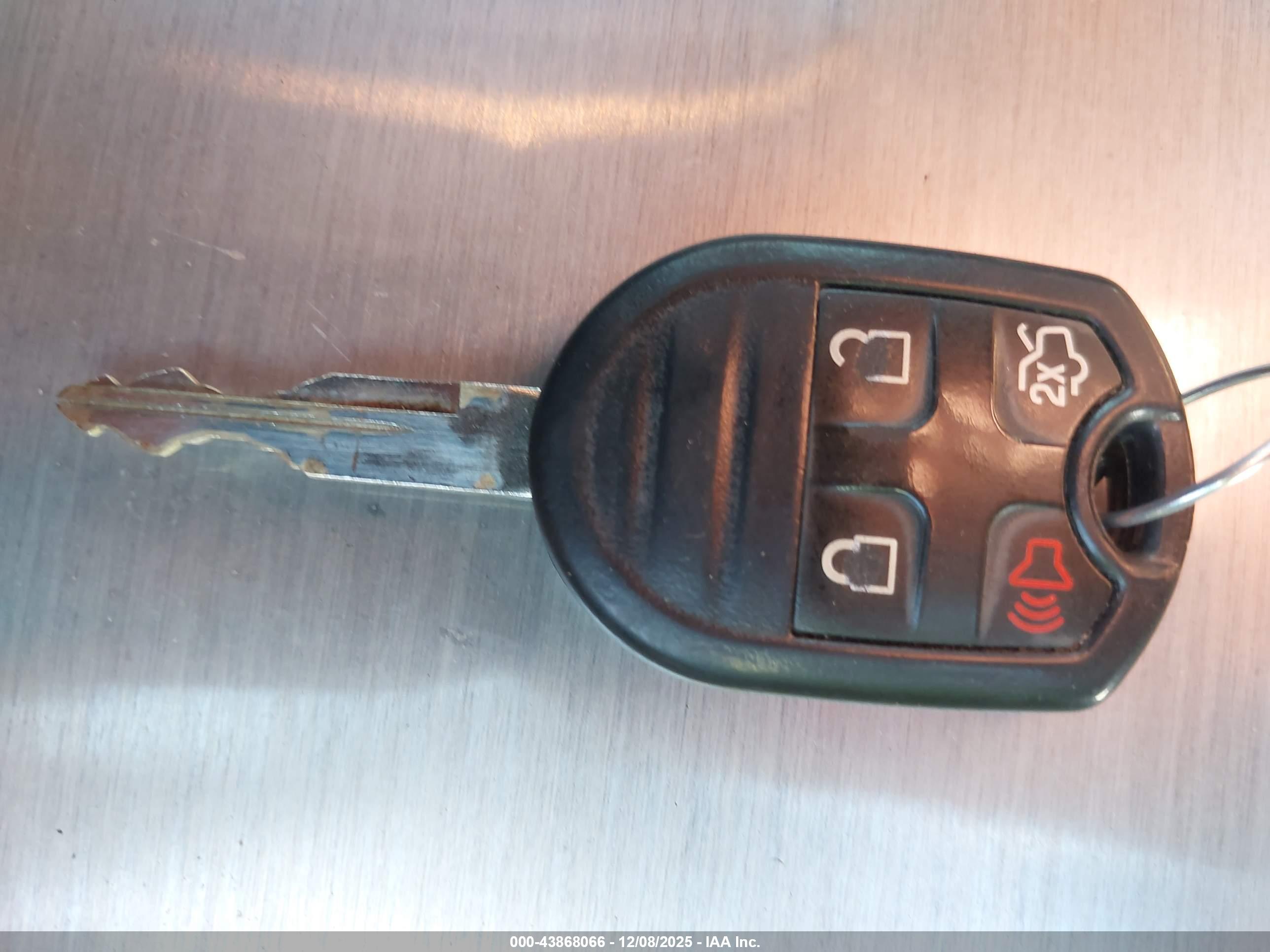 FORD EXPEDITION image 11